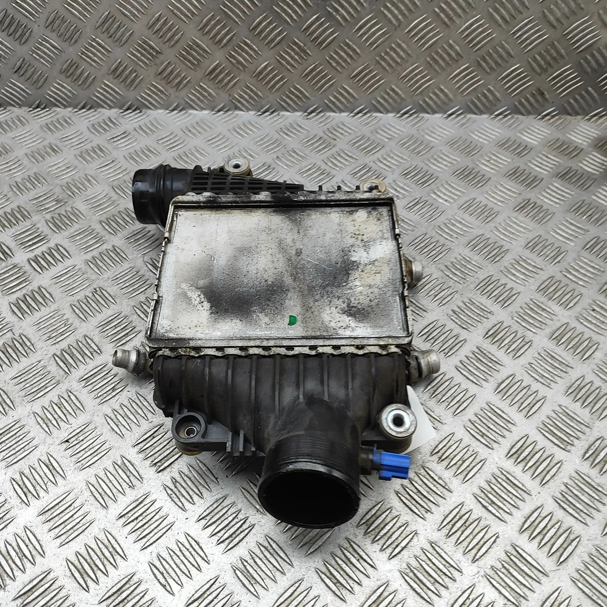 Jaguar XE Intercooler radiator Intercooler radiator — JAGUAR XE (X760) (2015-....