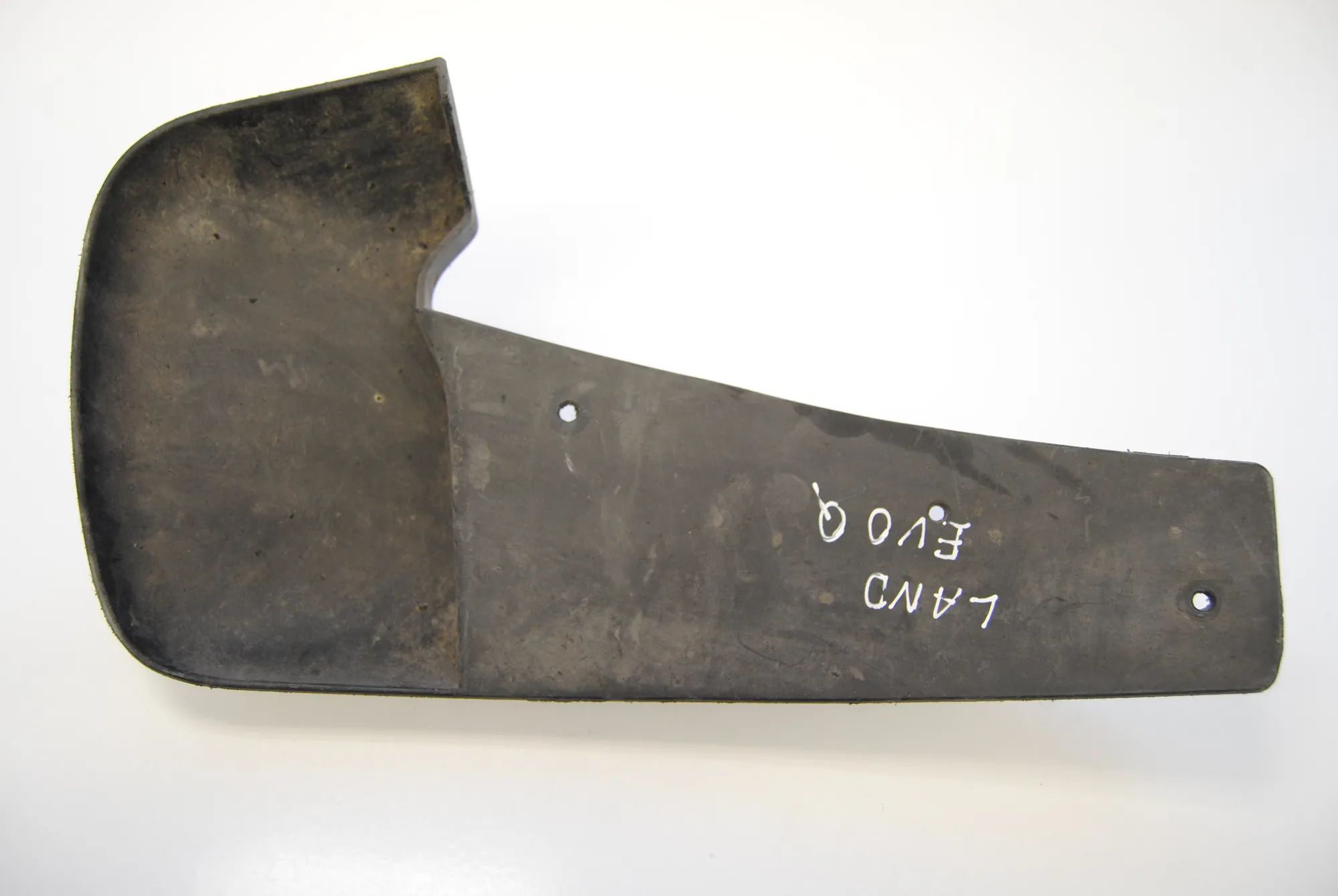Land Rover Range Rover Evoque Mudguard — front left Mudguard — front left — LAND ROVER RANGE ROVER ...