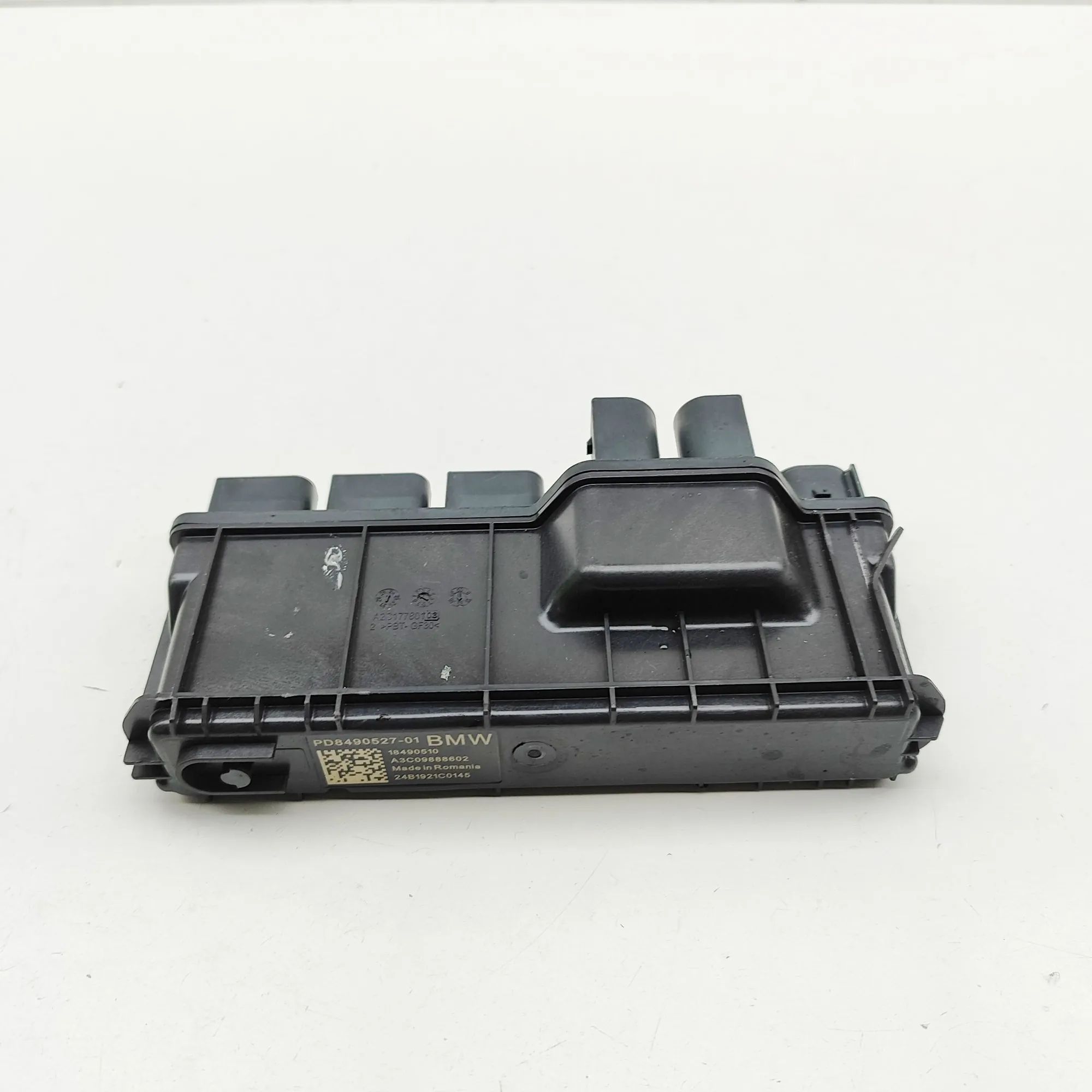 BMW X5 (G05) Voltage Control Unit Voltage Control Unit — BMW X5 (G05) (2018-...) ...