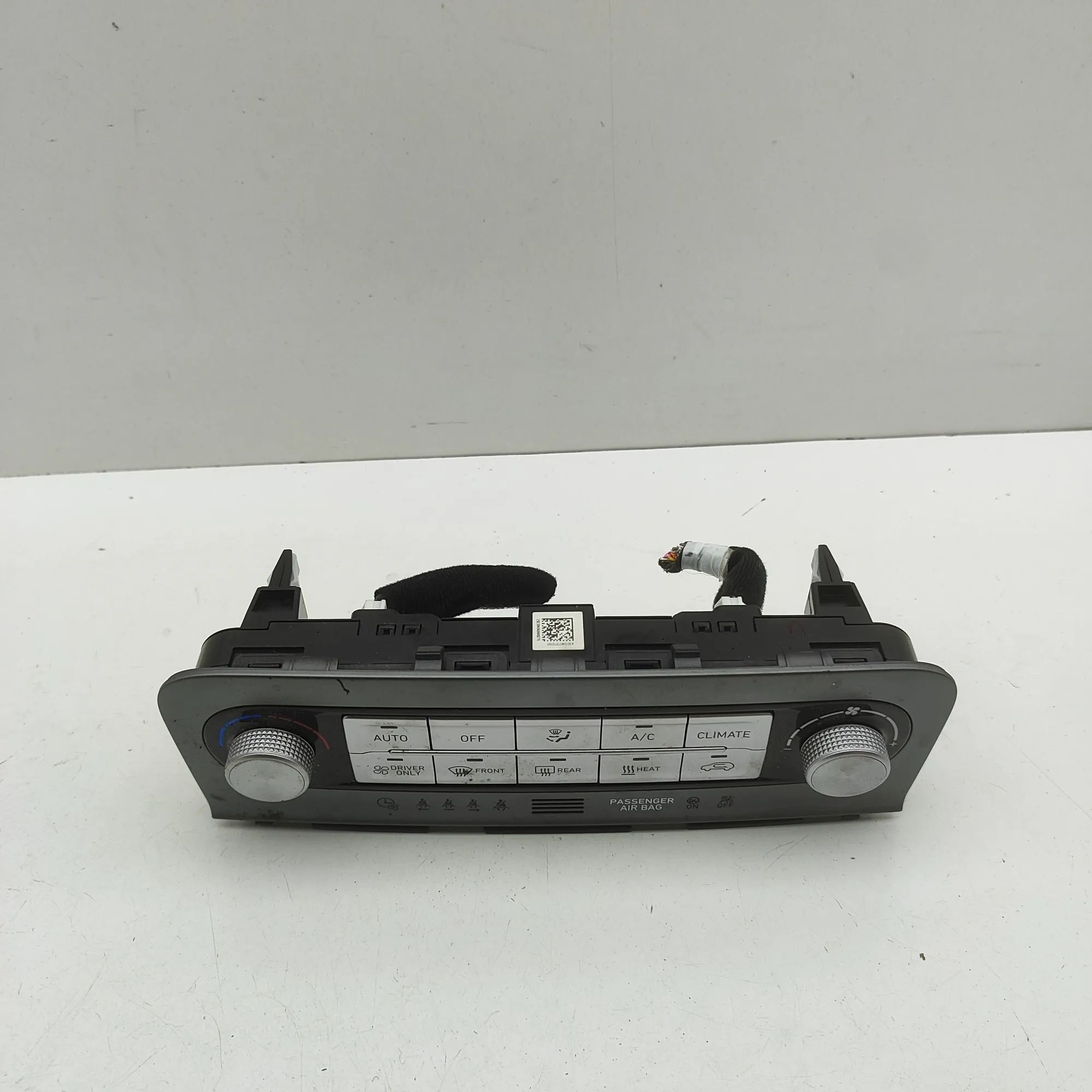 Hyundai Kona Climate control unit Climate control unit — HYUNDAI KONA (2017-...) ...