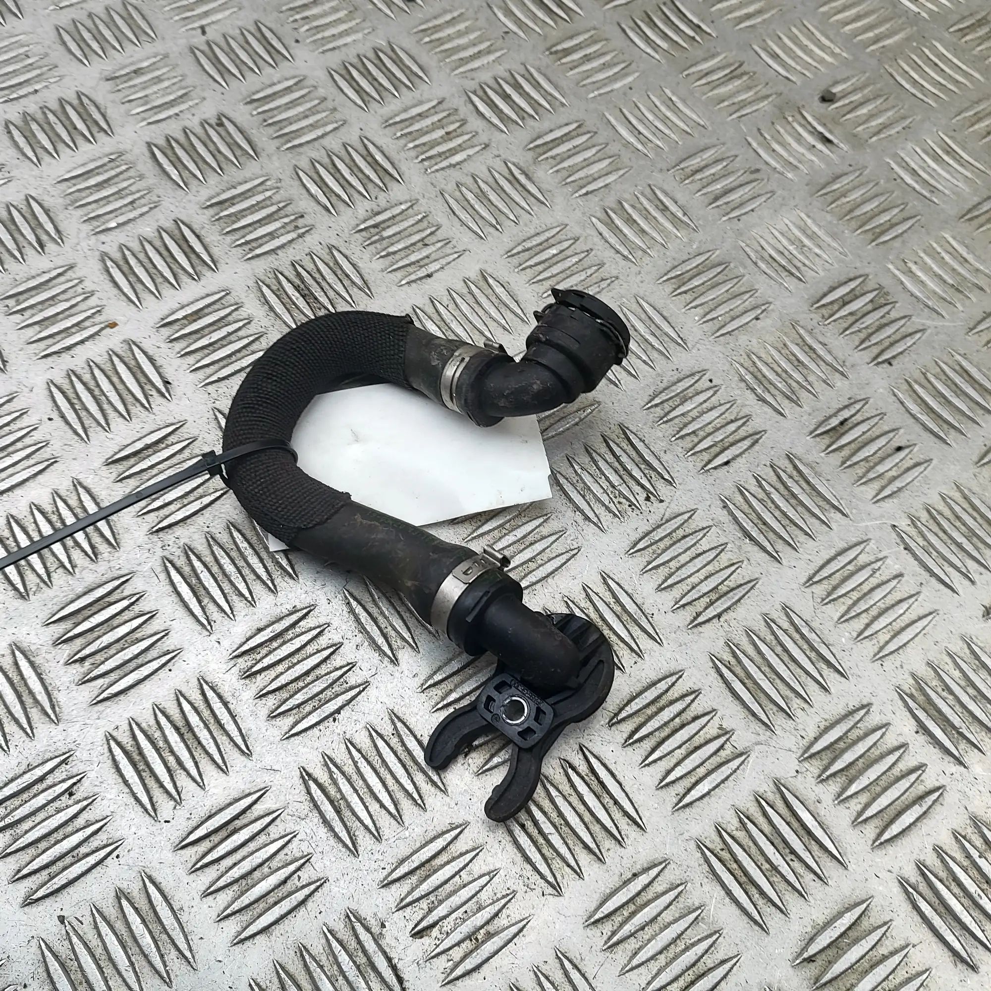 BMW X5 (G05) Coolant hose Coolant hose — BMW X5 (G05) (2018-...) — 750998...