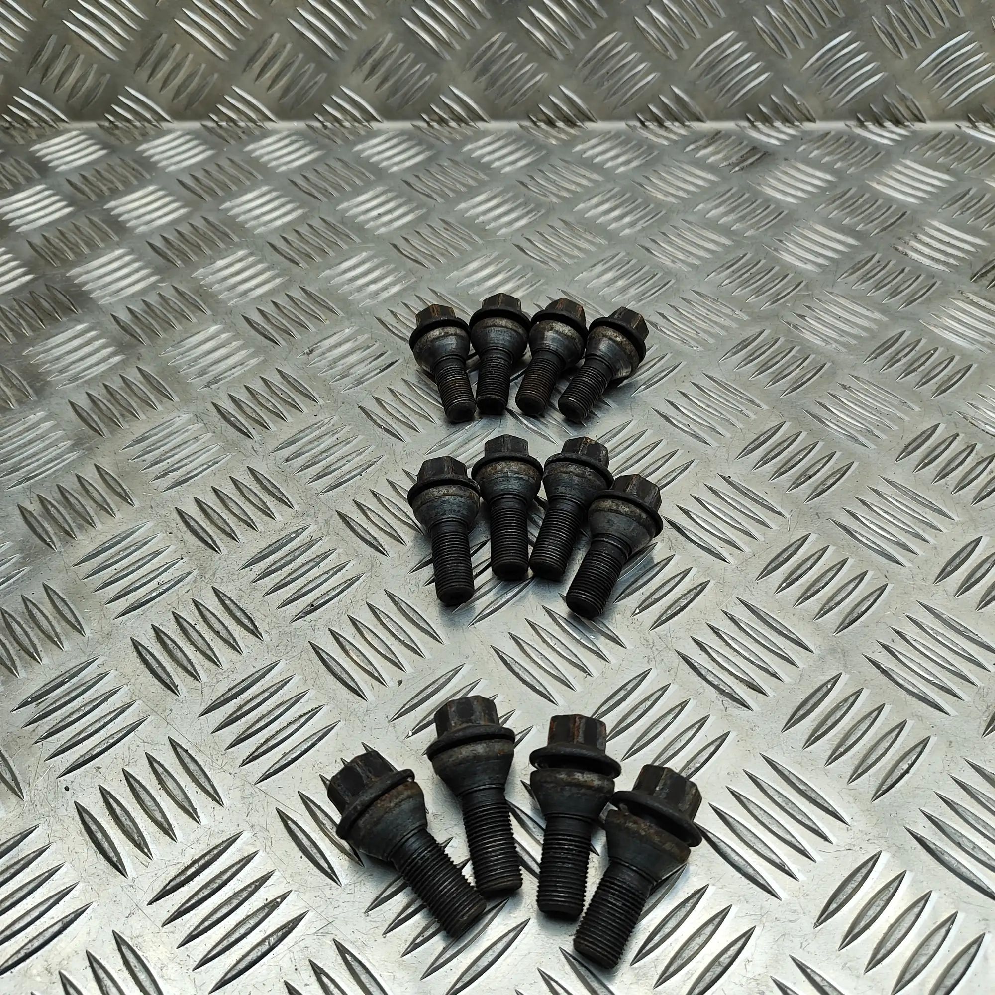 BMW X5 (G05) Wheel Screws Kit Wheel Screws Kit — BMW X5 (G05) (2018-...) — 67...