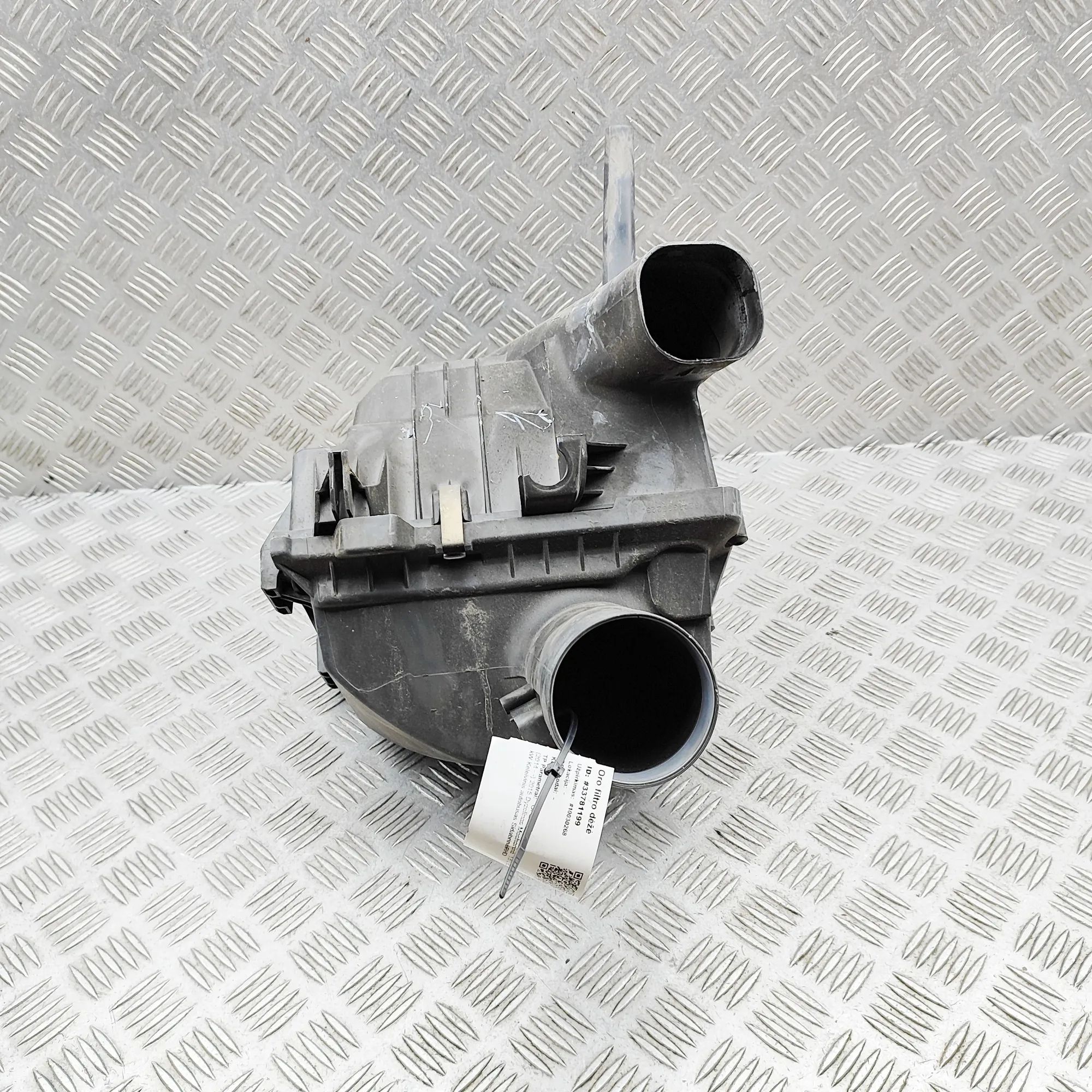 Opel Vivaro (B) Air filter box  Air Filter Box — OPEL VIVARO (Combi) (2014-...)...