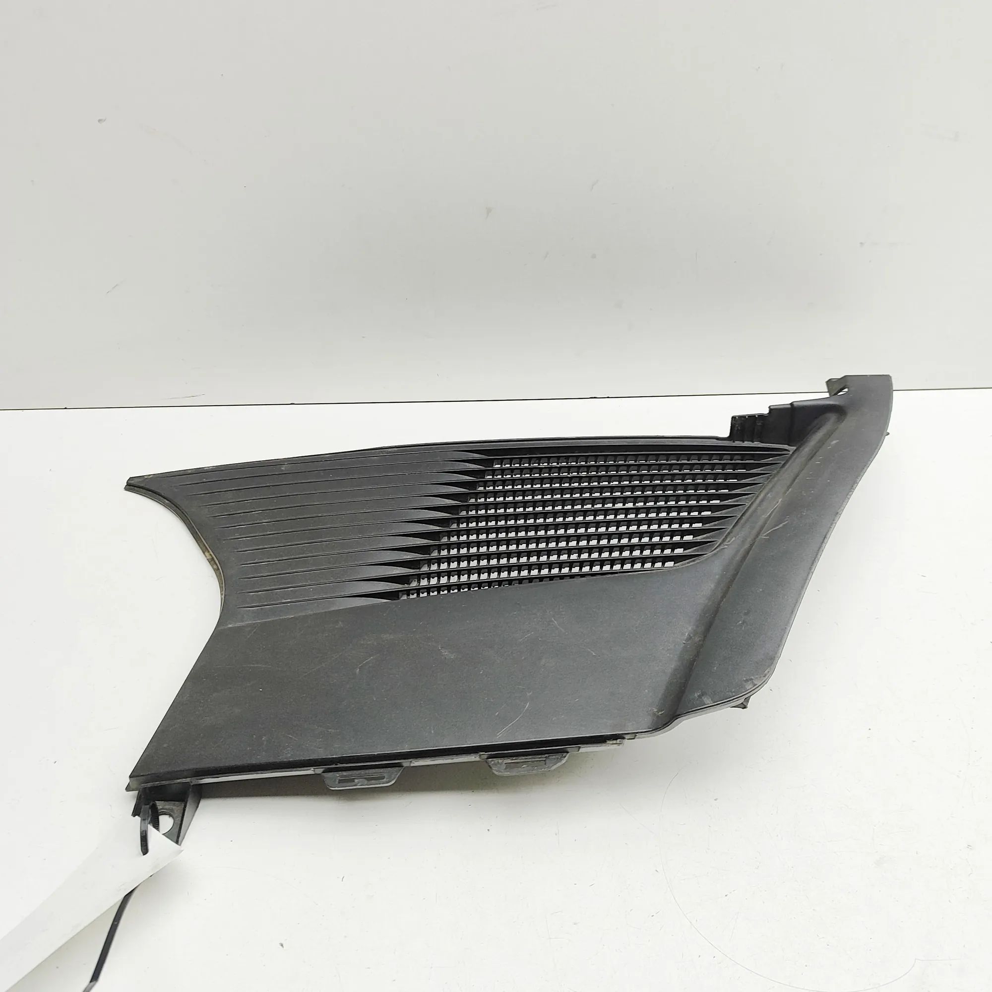 Porsche Boxster (987) Front Wiper Cowl Trim Front Wiper Cowl Trim — PORSCHE BOXSTER (987) (...