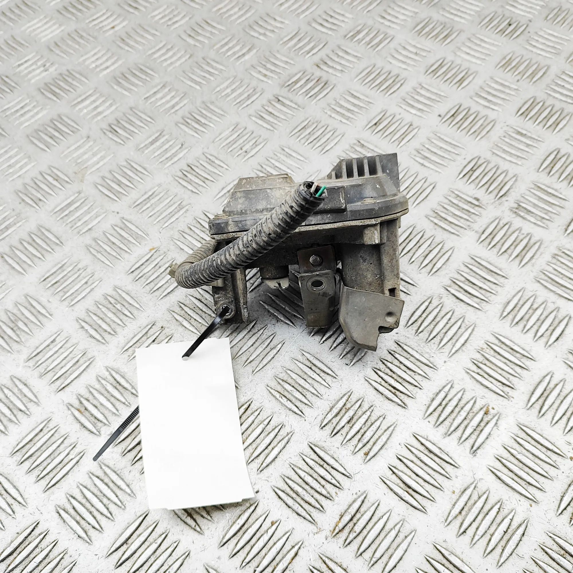 Opel Vivaro (B) Exhaust Valve Motor Exhaust Valve Motor — OPEL VIVARO (Combi) (2014...
