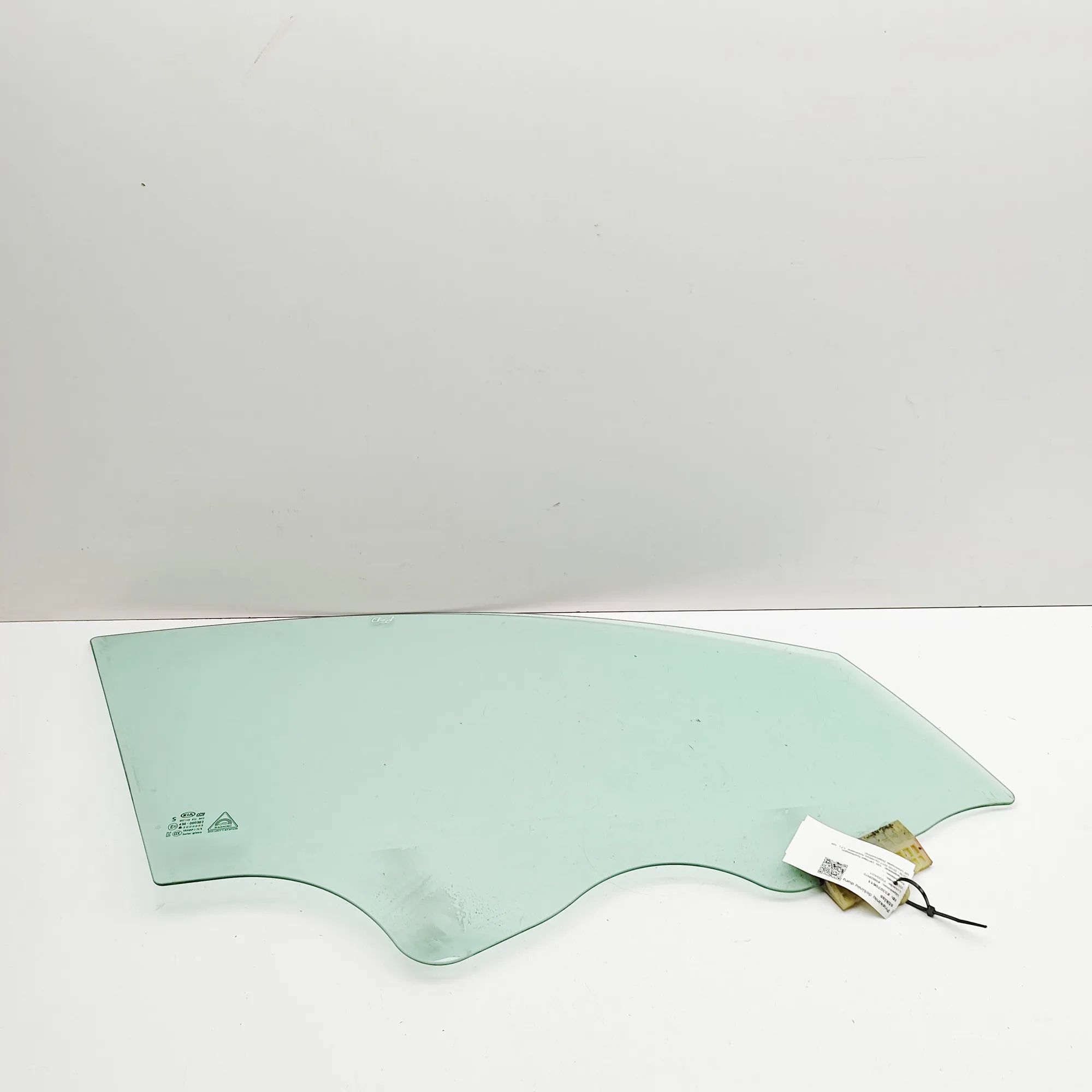 Kia Optima (JF) Front Right Door Window