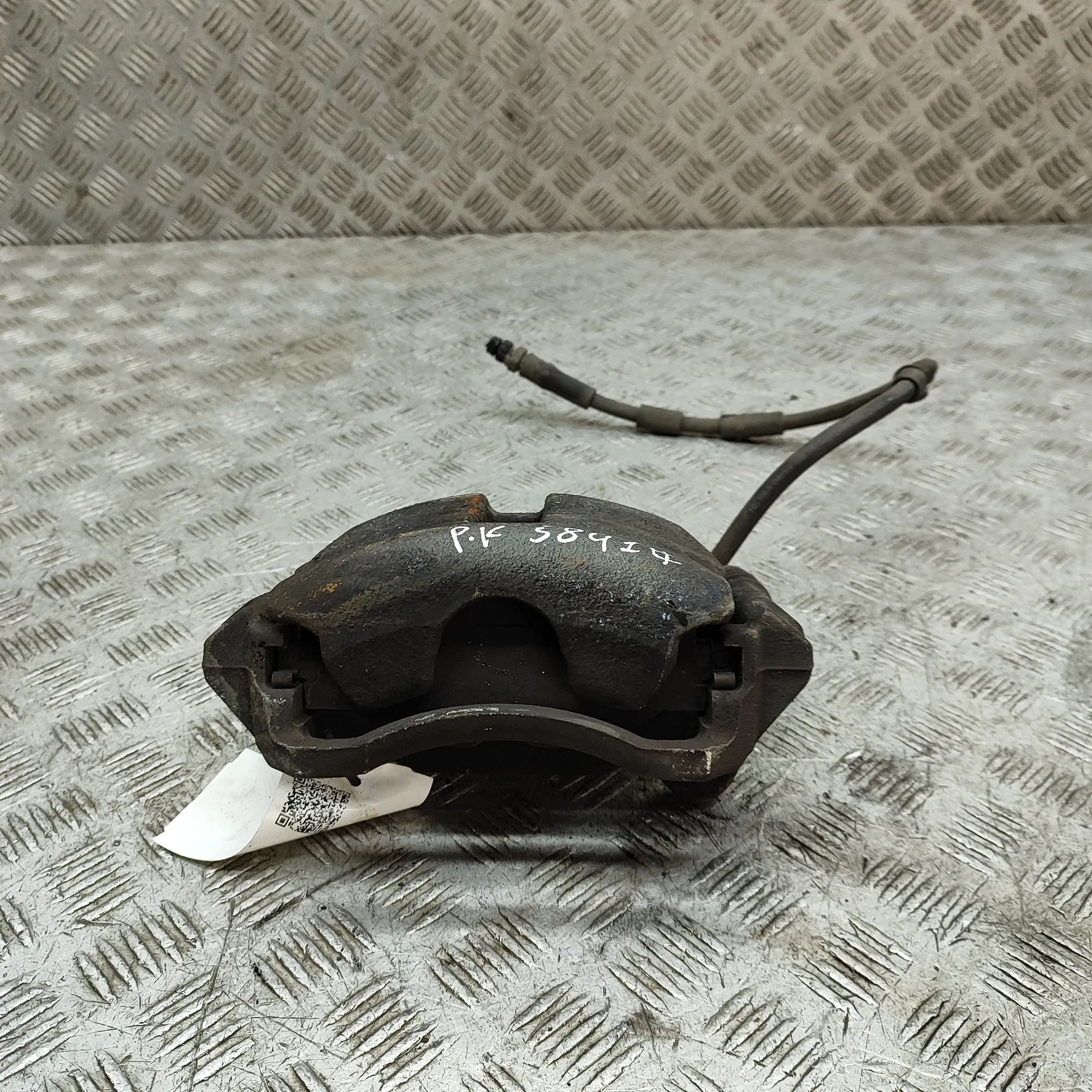 Seat Ateca Brake caliper — front left Brake caliper — front left — SEAT ATECA (KH7) (...