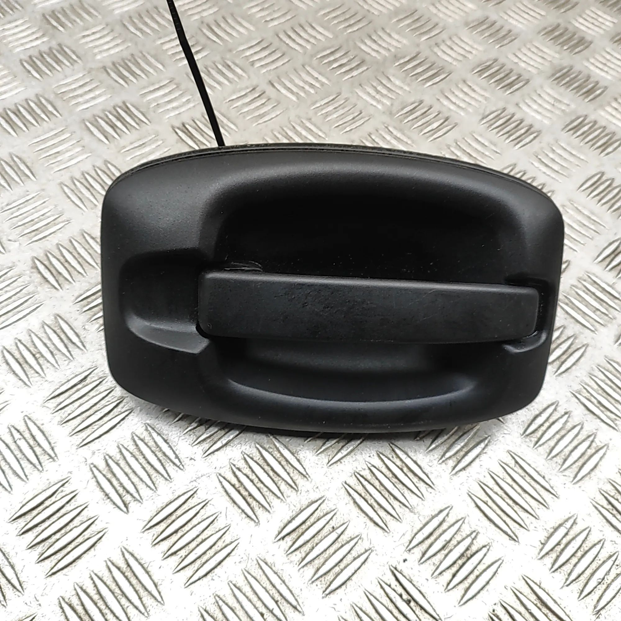 Iveco Daily Exterior door handle — front left Exterior door handle — front left — IVECO DAILY...