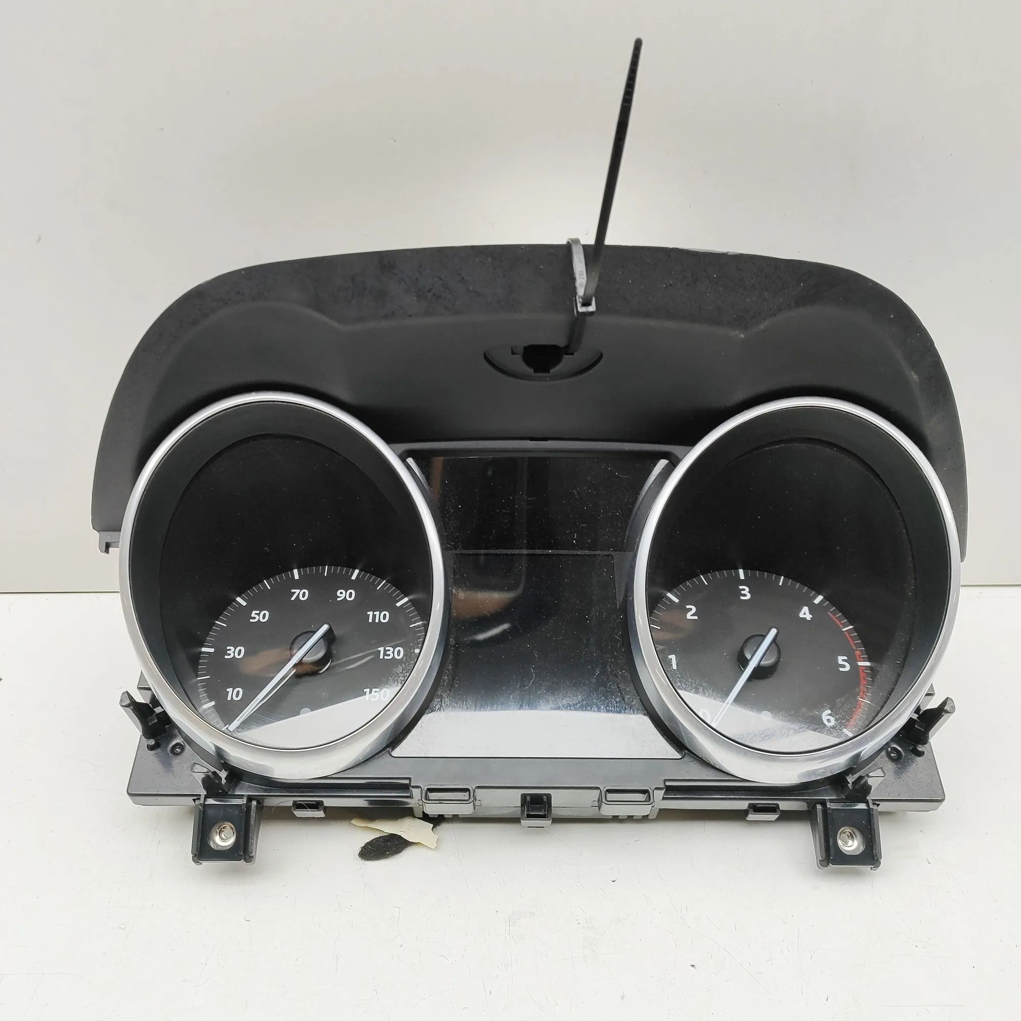 Land Rover Range Rover Evoque Instrument Cluster Speedometer Instrument Cluster Speedometer — LAND ROVER RAN...