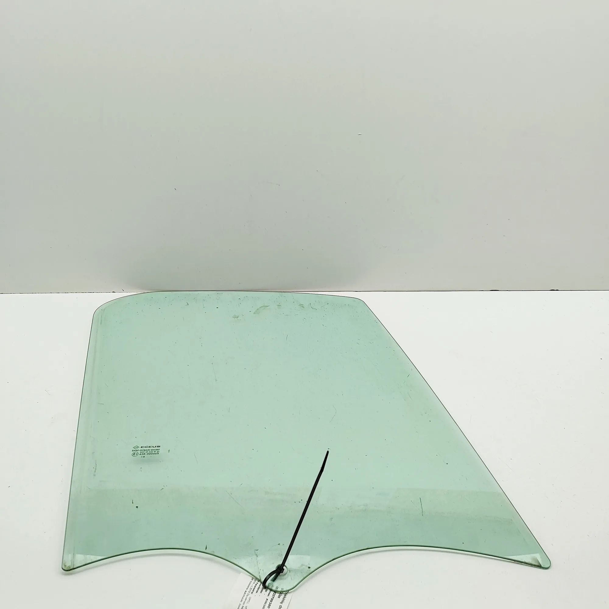 Opel Vivaro (B) Front Right Door Window Front Right Door Window — OPEL VIVARO (Combi) (...