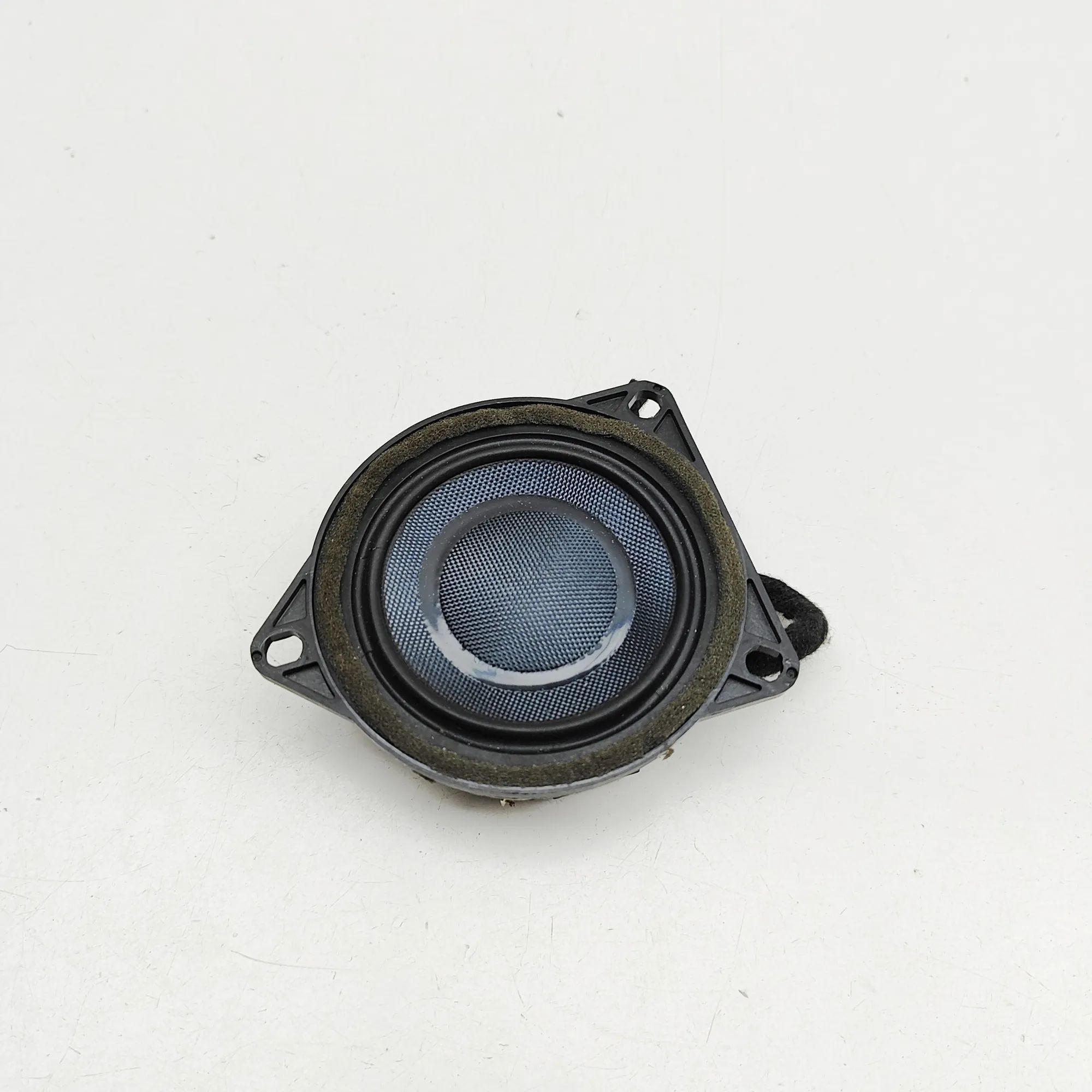 Land Rover Range Rover (L405) Parcel shelf speaker Parcel shelf speaker — LAND ROVER RANGE ROVER (...