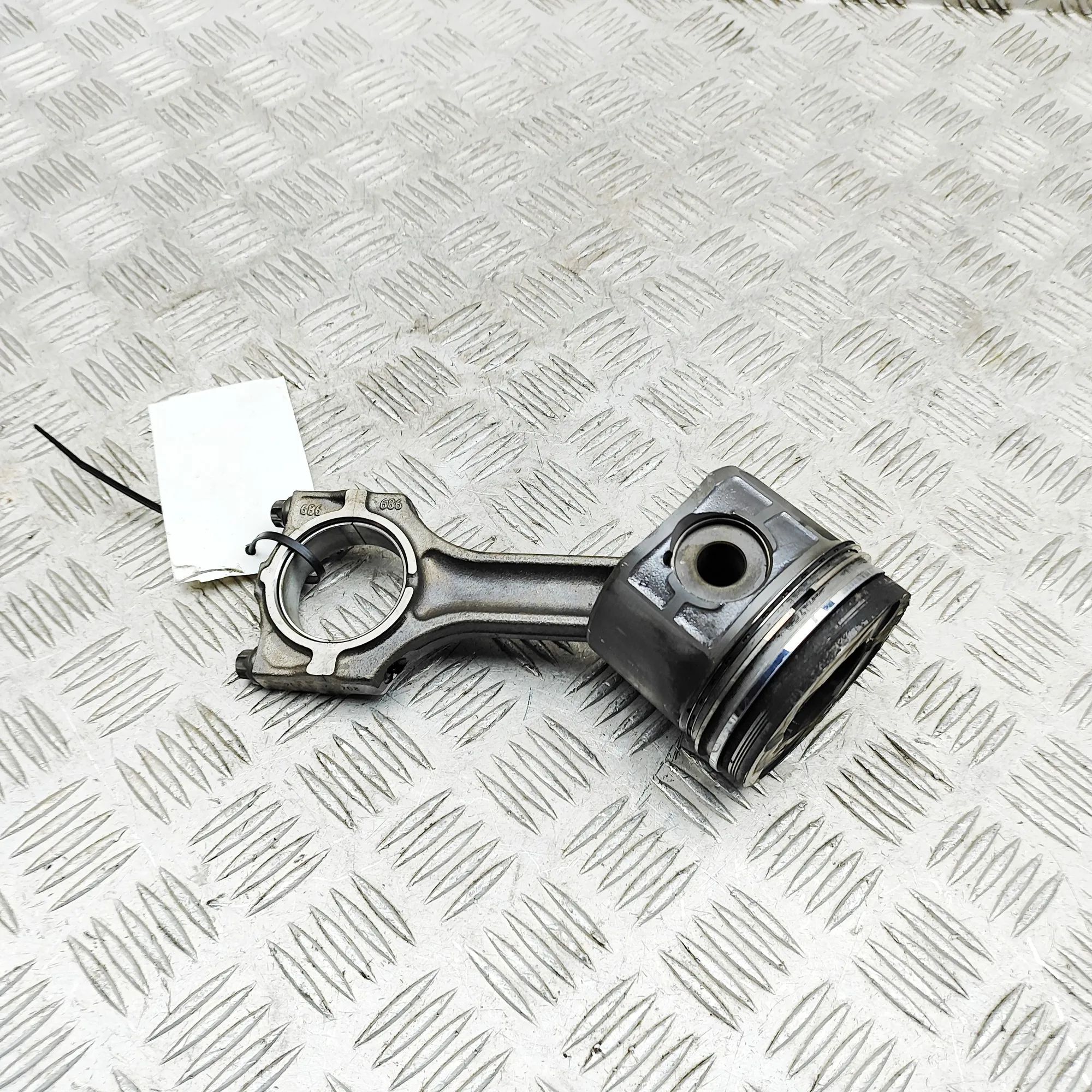 BMW X5 (E53) Piston Piston — BMW X5 (E53) (2000-2007) — 7786998,224...