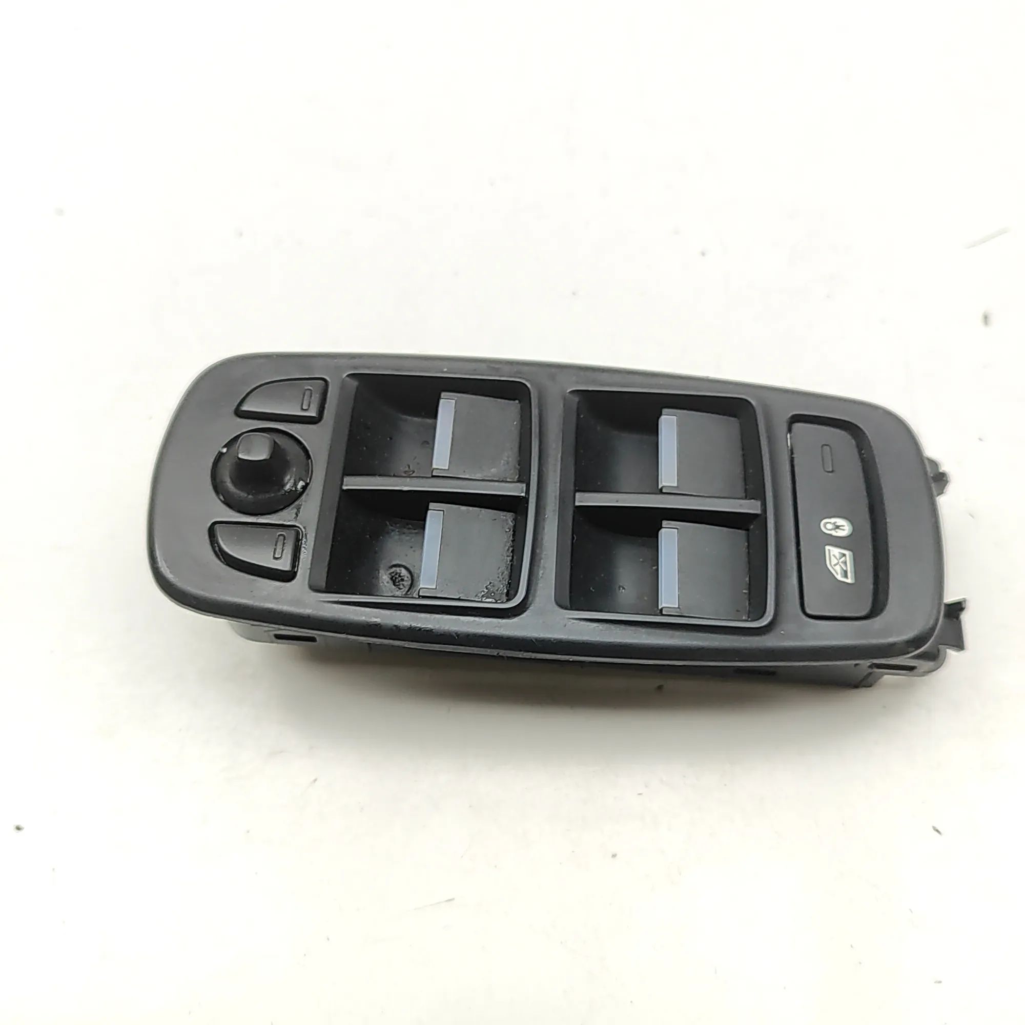 Jaguar XE Door window switch — front right Door window switch — front right — JAGUAR XE (X...
