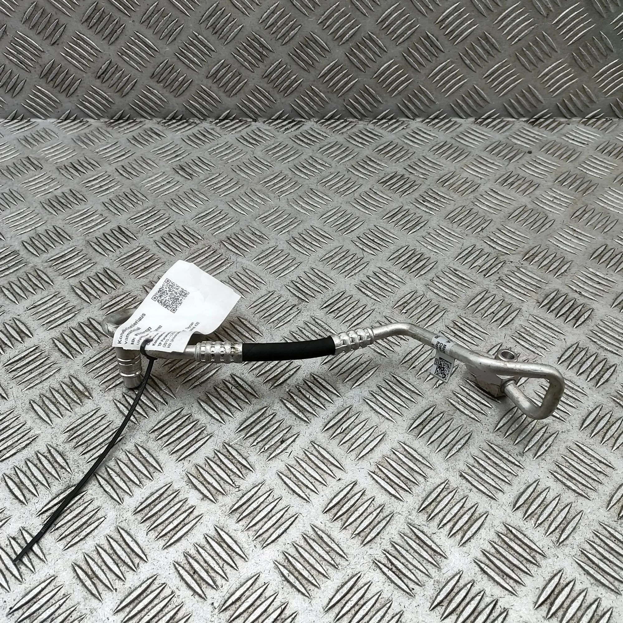 Porsche Taycan A/C Air Con Hose Pipe A/C Air Con Hose Pipe — PORSCHE TAYCAN (2019-.....