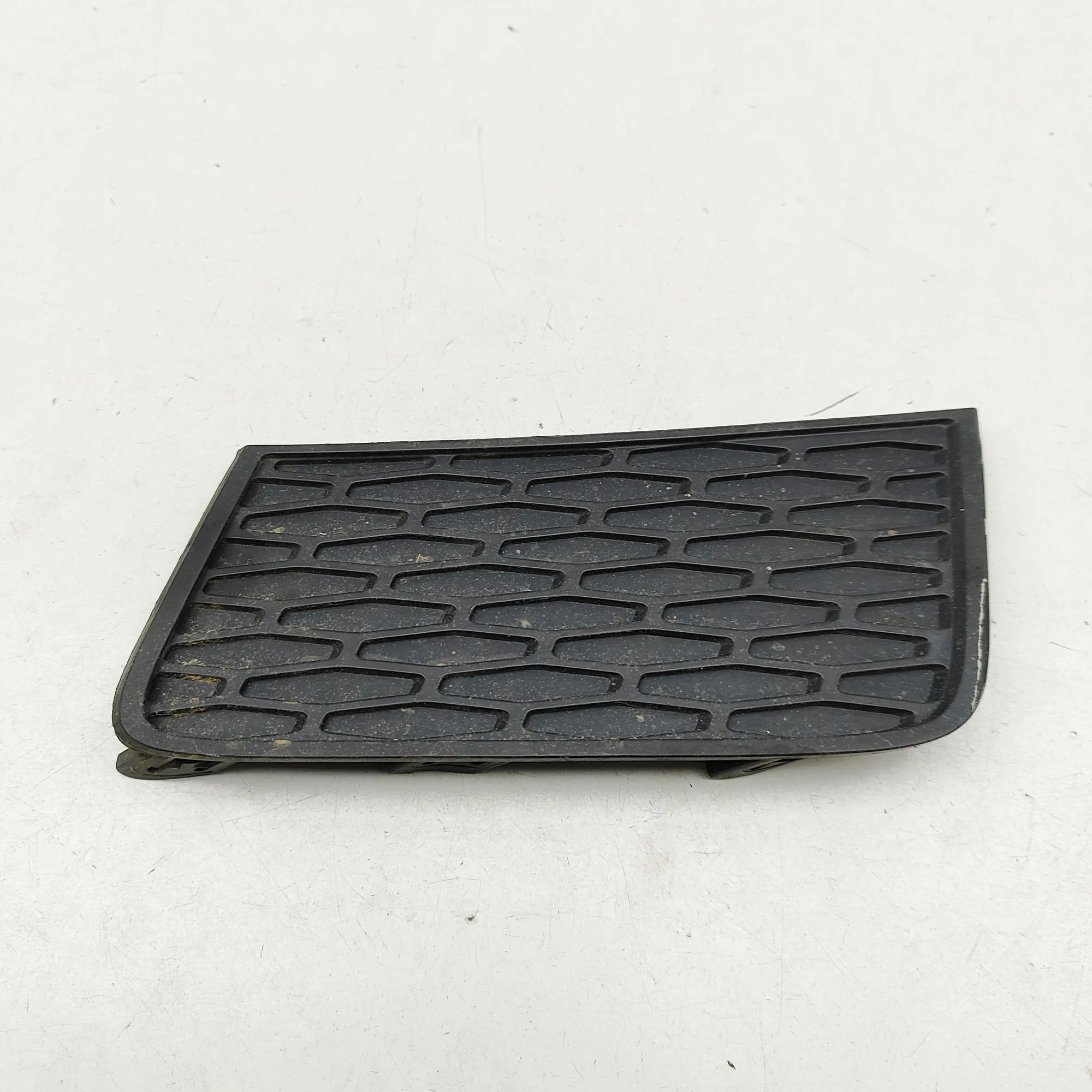 Land Rover Range Rover Evoque Bumper moulding — front left Bumper moulding — front left — LAND ROVER RANGE...
