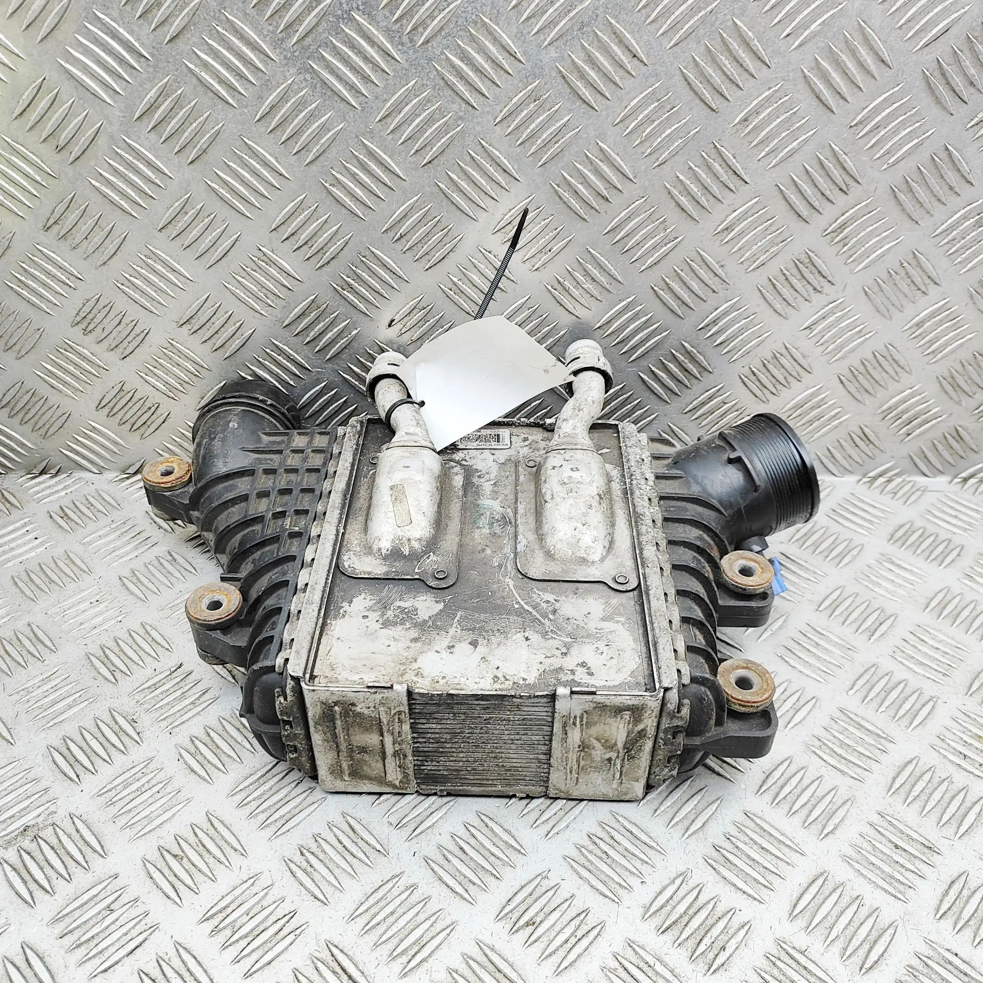 Land Rover Range Rover Evoque Intercooler radiator Intercooler radiator — LAND ROVER RANGE ROVER E...