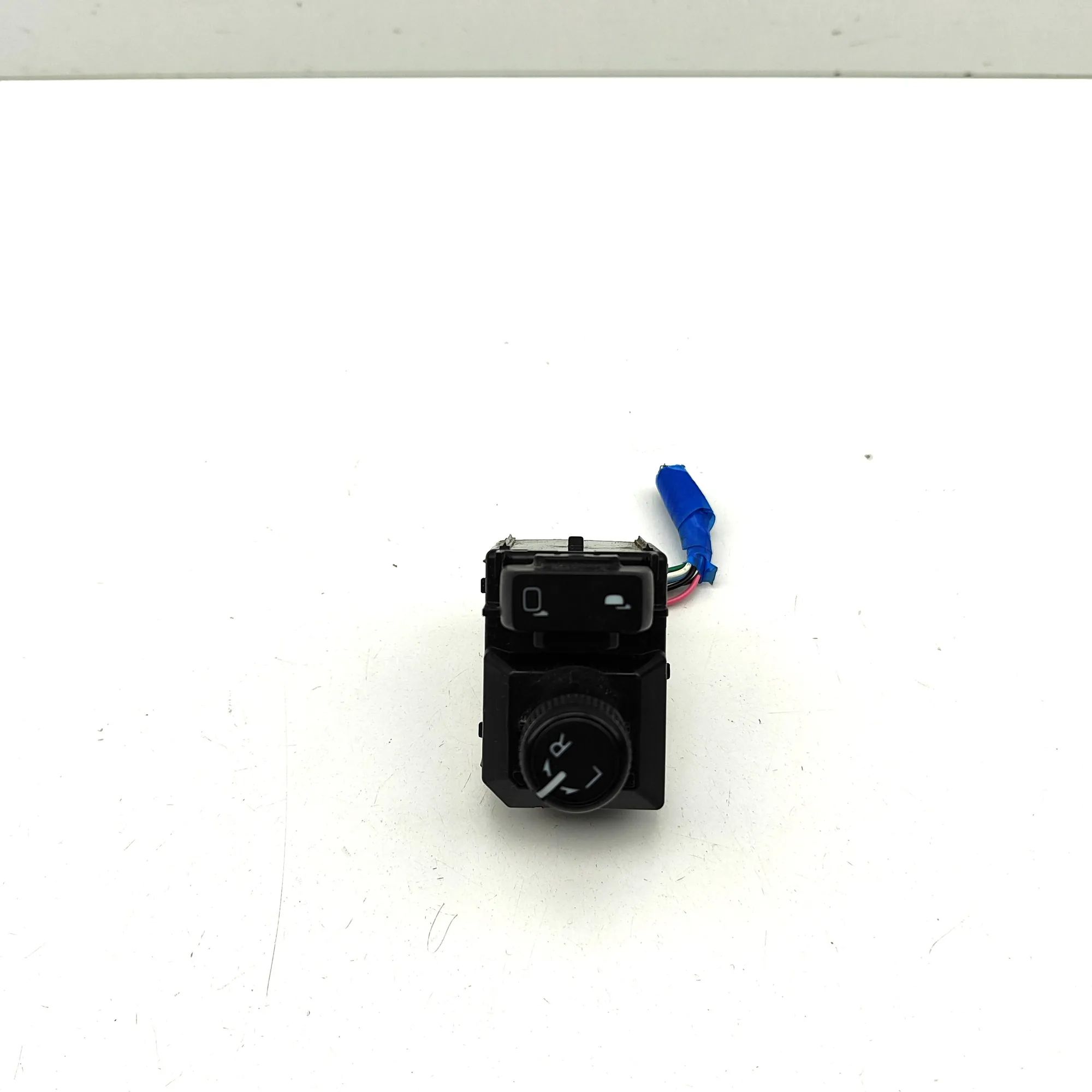 Toyota Land Cruiser 150 Mirror Adjustment Switch Mirror Adjustment Switch — TOYOTA LAND CRUISER ...