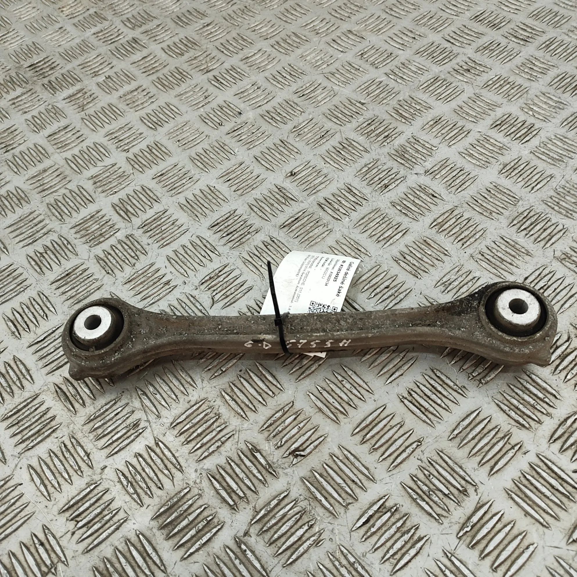 Porsche 911 (991) Control arm — rear right Control arm — rear right — PORSCHE 911 (991) (2...