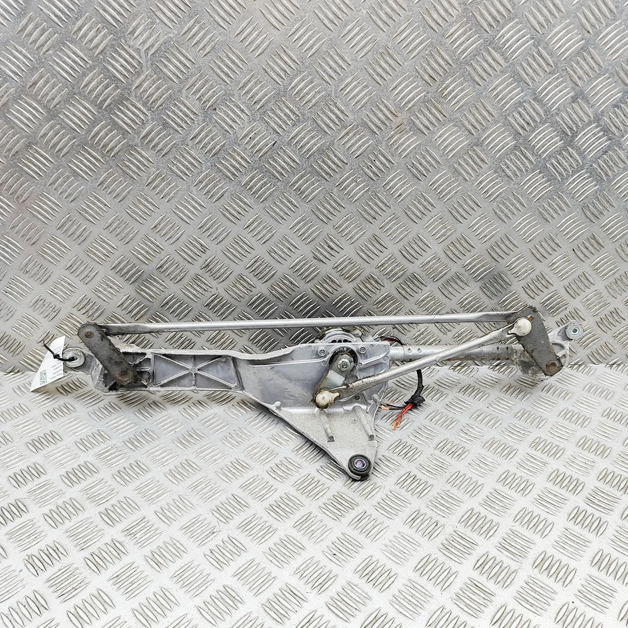 Jaguar XK Front Windshield Wiper Mechanism Front Windshield Wiper Mechanism — JAGUAR XK (C...