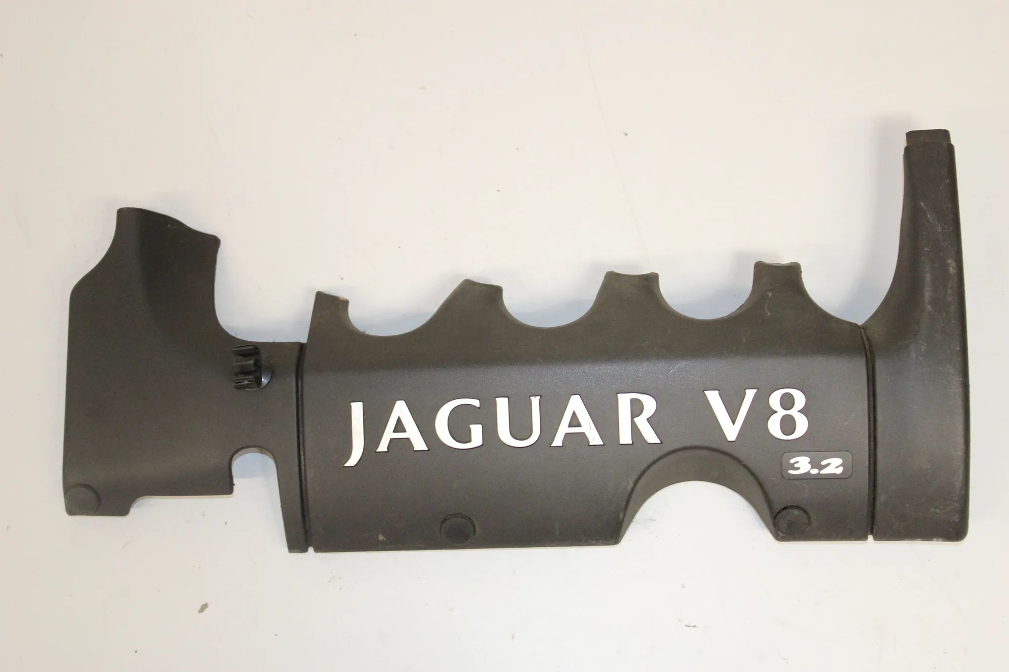 Jaguar XJ (X308) Engine cover Engine cover — JAGUAR XJ (X308) (1996-2003) — N...