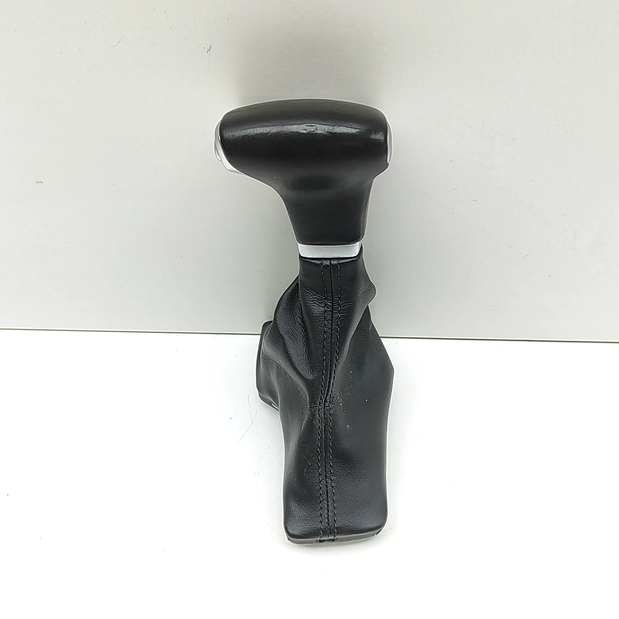 Kia Sportage Gear lever knob Gear lever knob — KIA SPORTAGE (QL) (2015-...) ...