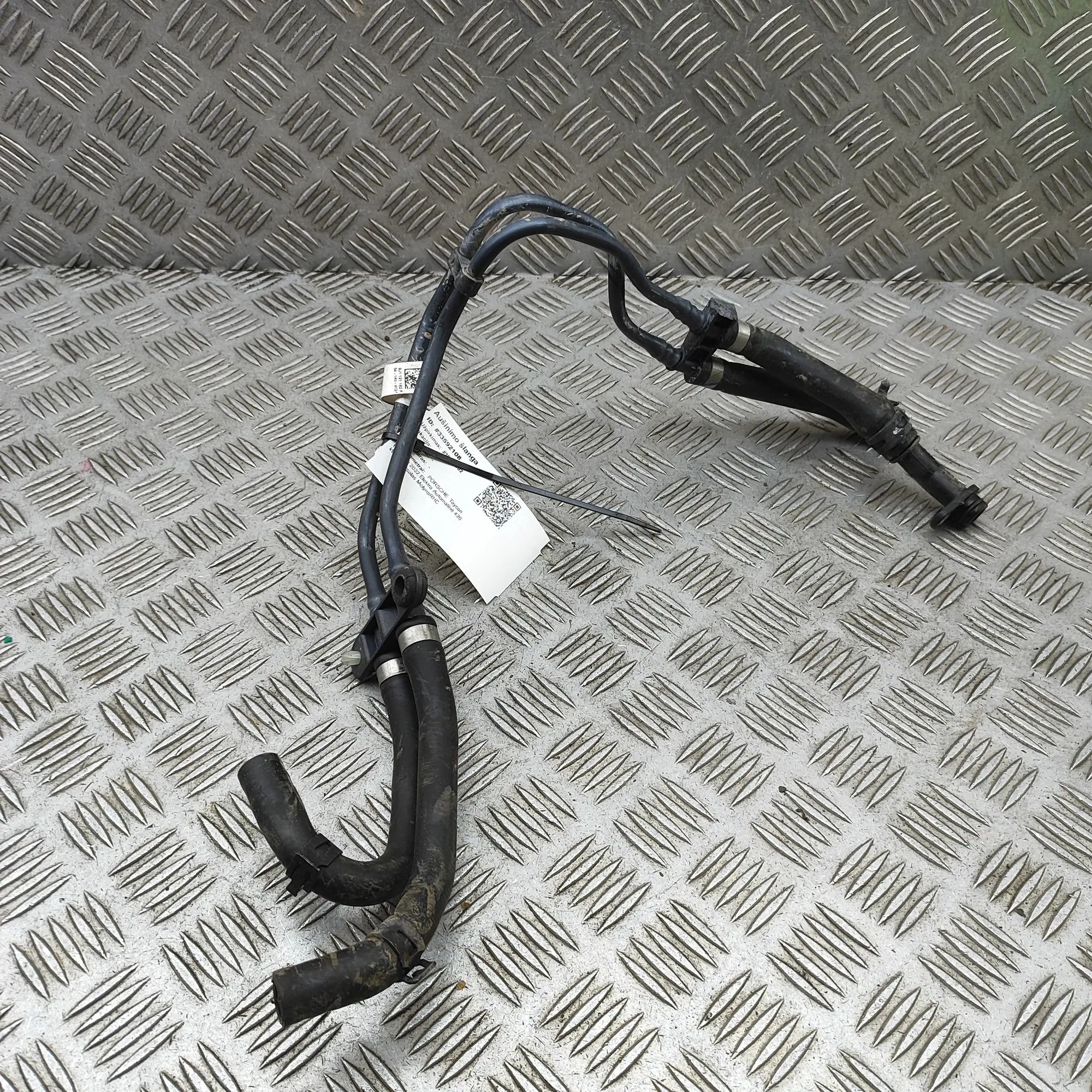 Porsche Taycan Шланг системы охлаждения Coolant hose — PORSCHE TAYCAN (2019-...) — 9J11...