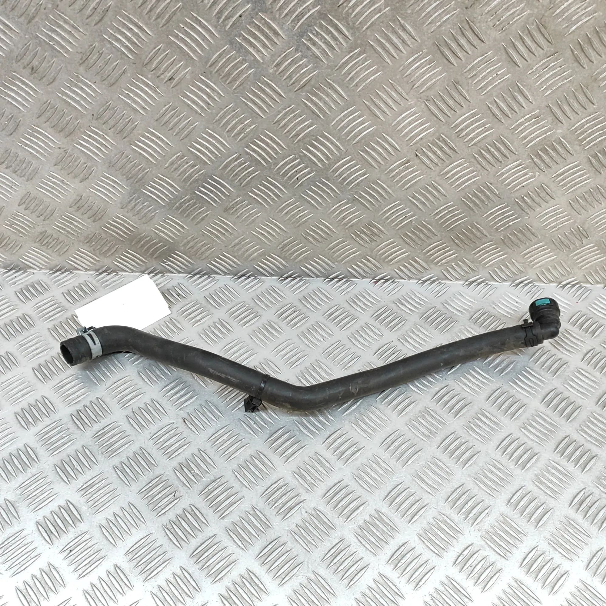 Land Rover Range Rover Sport (L494) Jäähdytysnesteletku Coolant hose — LAND ROVER RANGE ROVER SPORT (II...