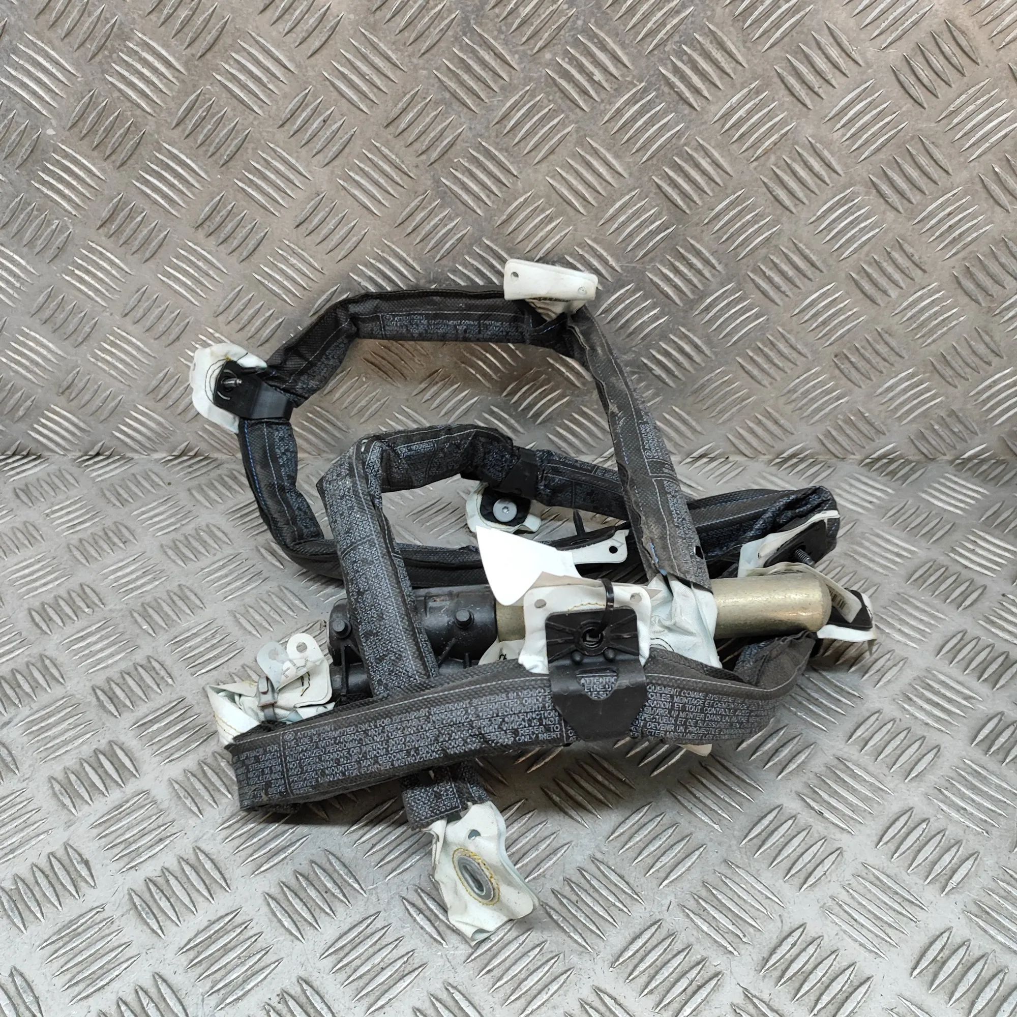 BMW X3 (E83) Left Side Roof Safety Curtain SRS Left Side Roof Safety Curtain SRS — BMW X3 (E83...