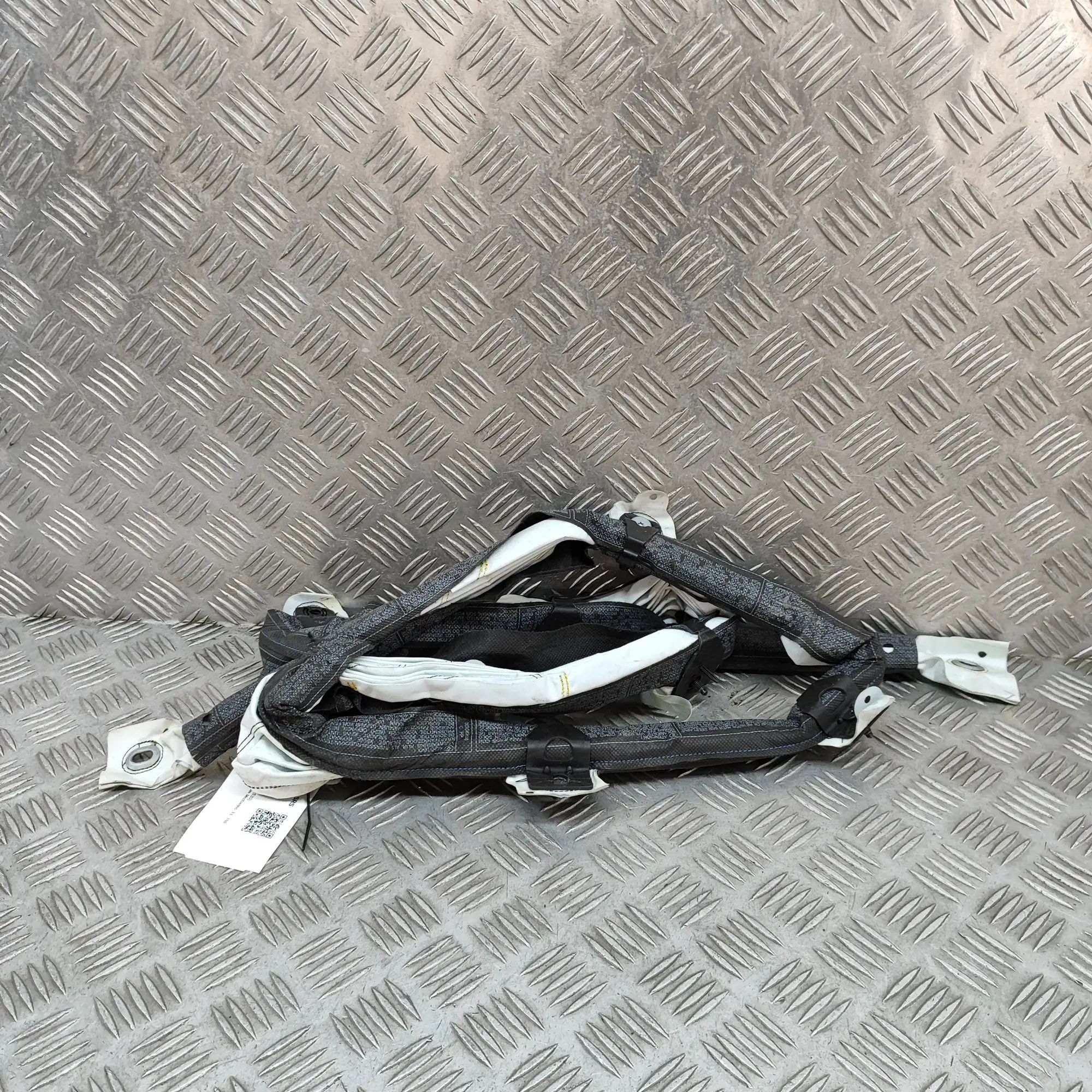BMW X3 (E83) Right Side Roof Safety Curtain SRS Right Side Roof Safety Curtain SRS — BMW X3 (E8...
