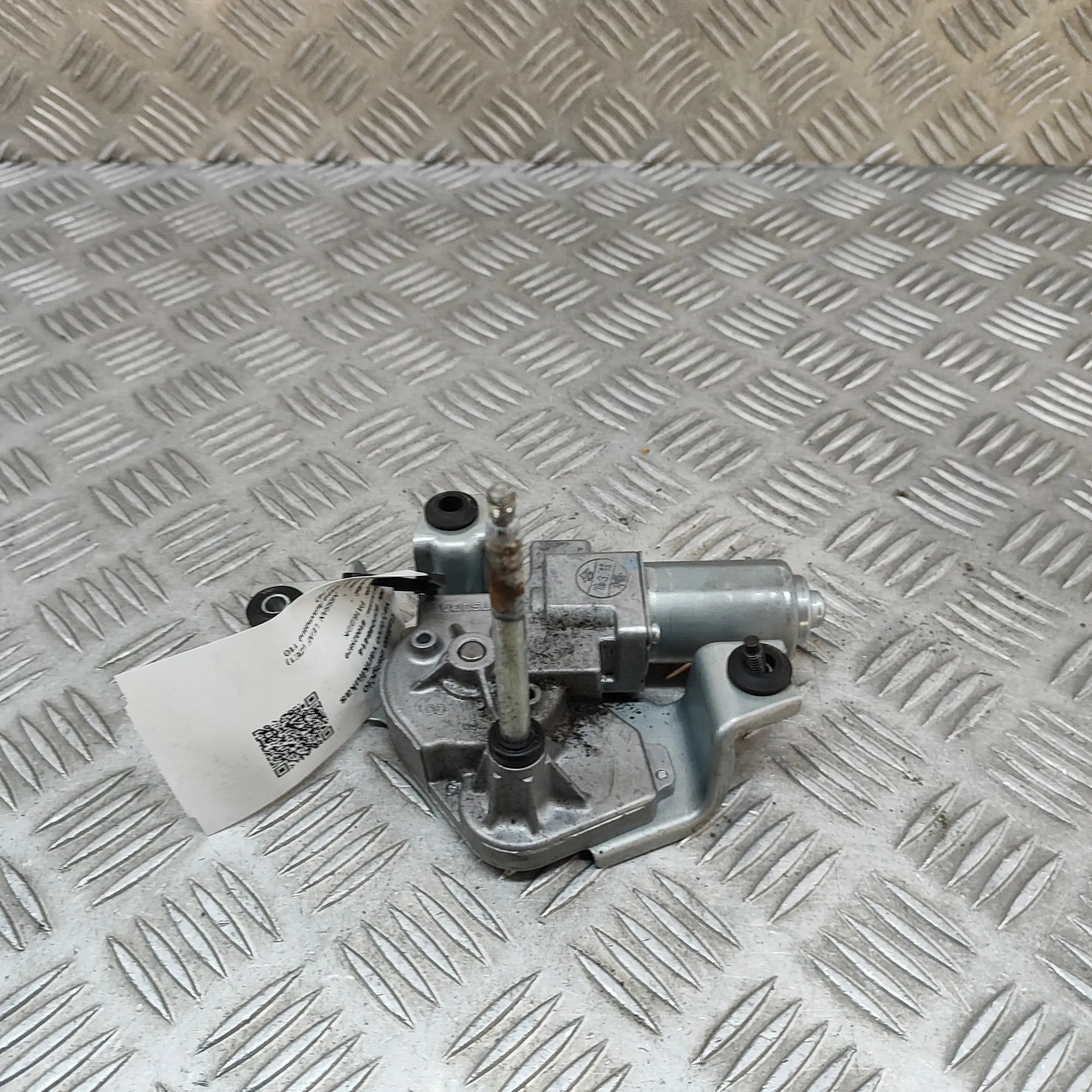 Nissan Leaf Мотор стеклоочистителя Tailgate wiper motor — NISSAN LEAF (ZE1) (2017-...