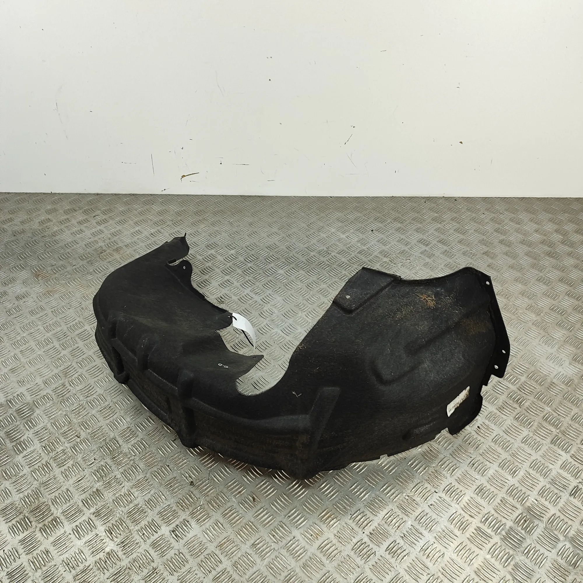 Suzuki Vitara Rear Left Arch Liner Rear Left Arch Liner — SUZUKI VITARA (LY) (2015...