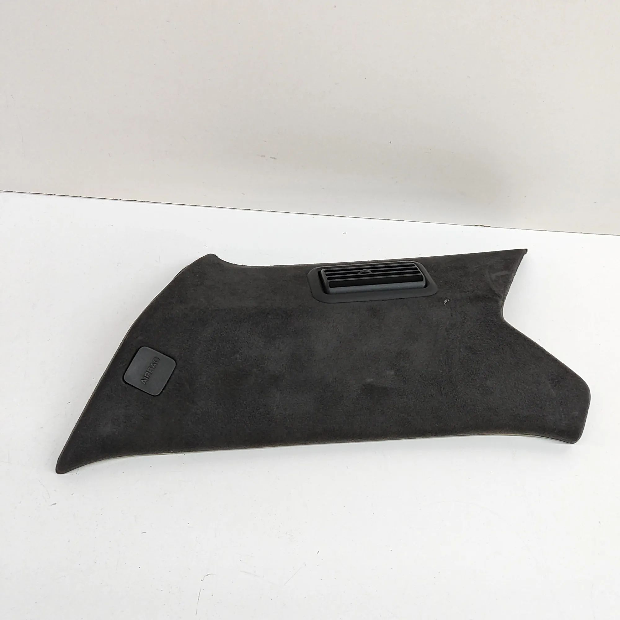 Land Rover Range Rover Sport (L494) Right Side Pillar Trim Right Side Pillar Trim — LAND ROVER RANGE ROVER...