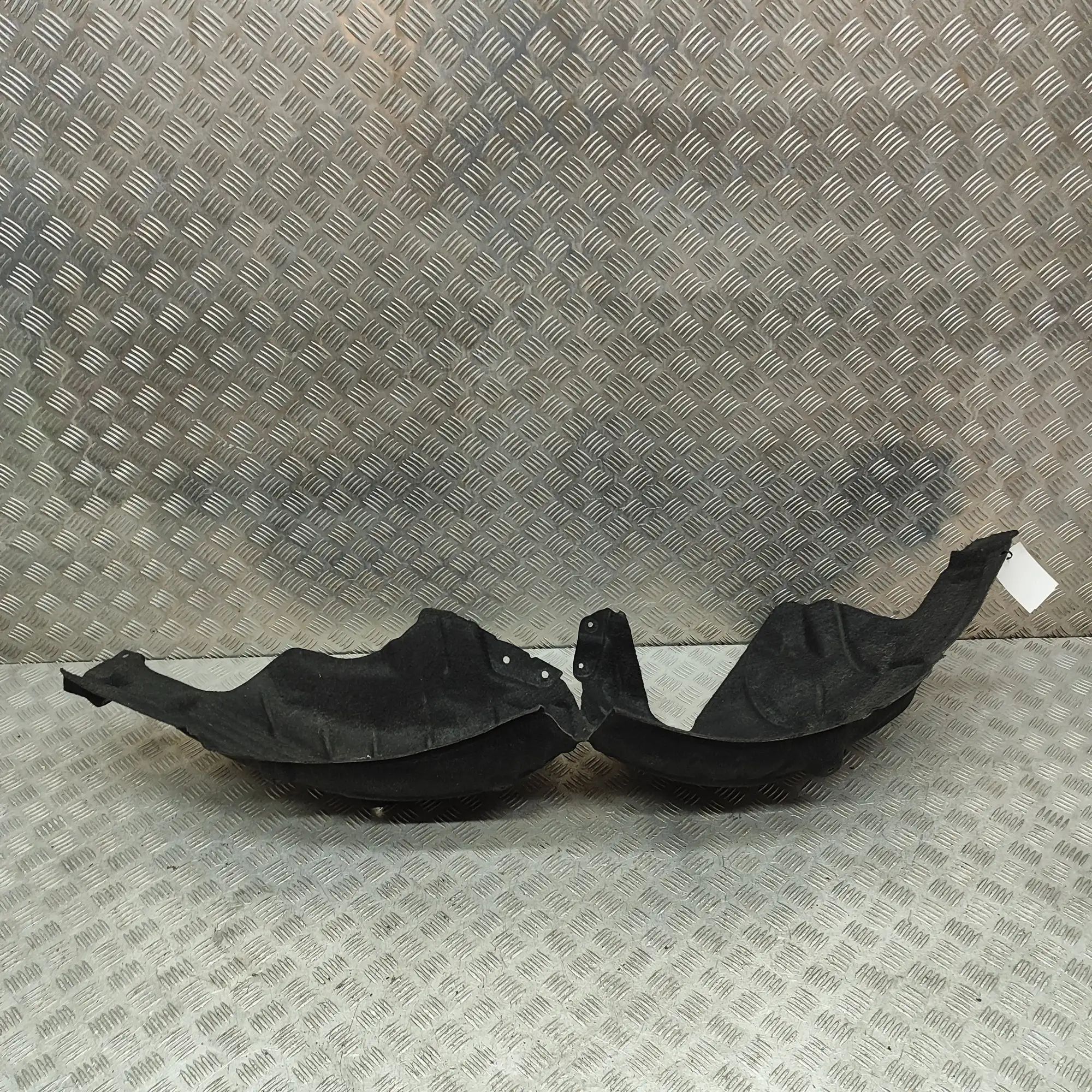 BMW 2 (F44) Rear Right Arch Liner Rear Right Arch Liner — BMW 2 SERIES (Gran Coup...