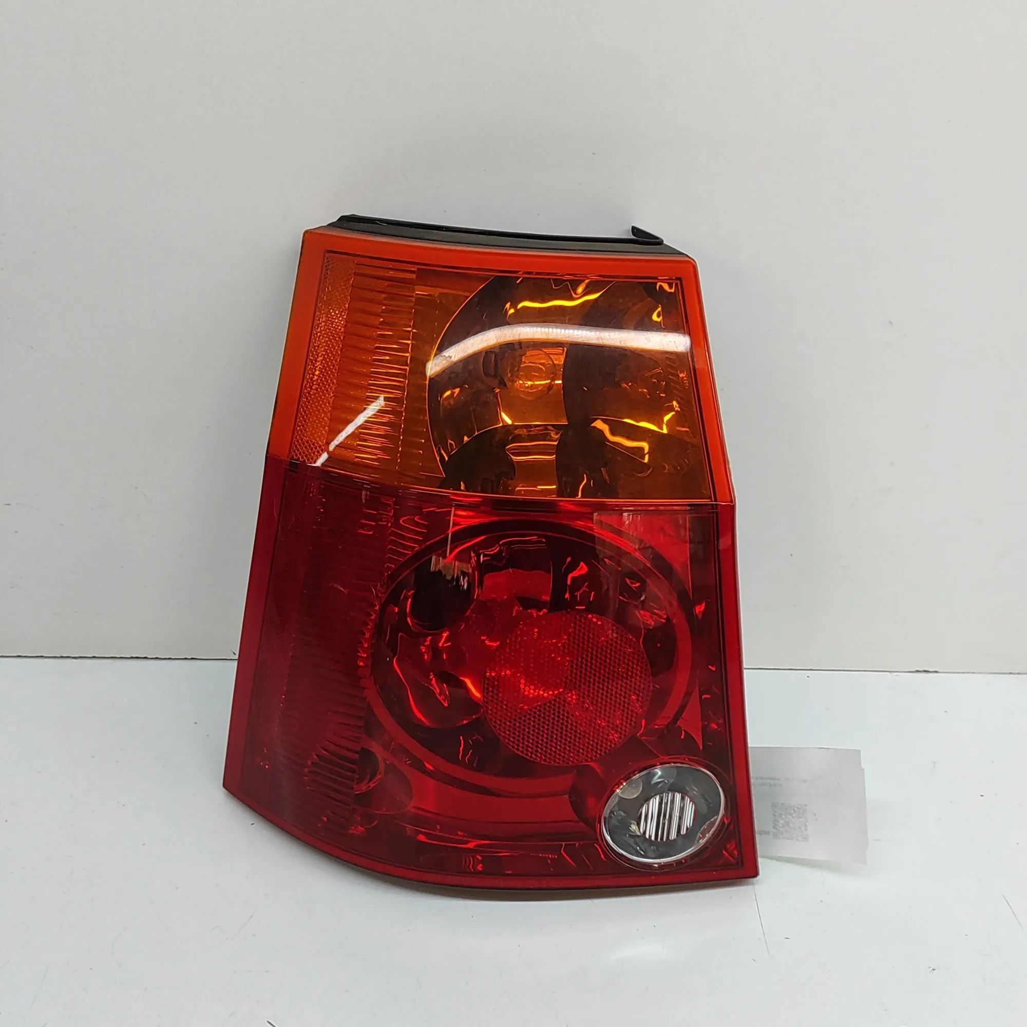 Chrysler Pacifica Rear Left Tail Light Rear Left Tail Light — CHRYSLER PACIFICA (2003-...