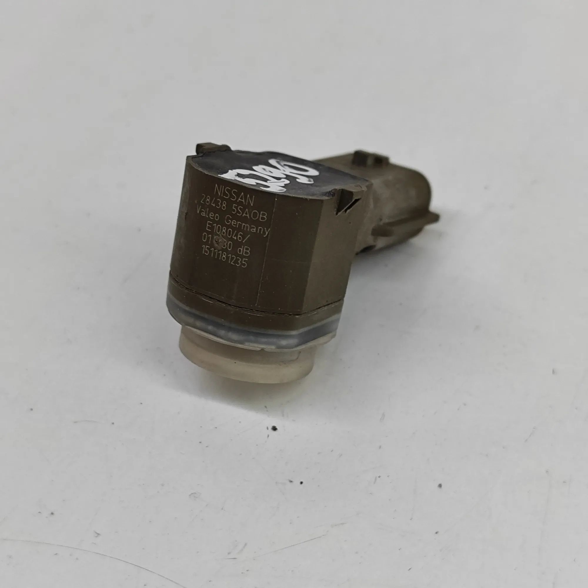 Nissan Leaf Parking sensor — front Parking sensor — front — NISSAN LEAF (ZE1) (201...