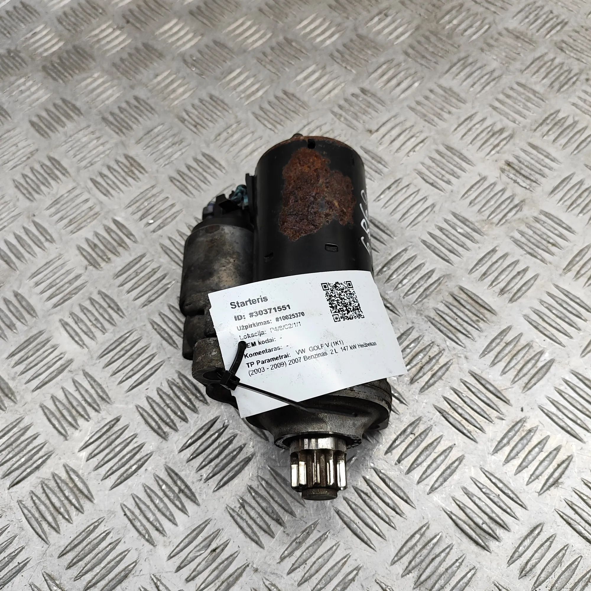 Volkswagen Golf 5 Starter Motor Starter motor — VW GOLF (V 1K1) (2003-2009) — 0...