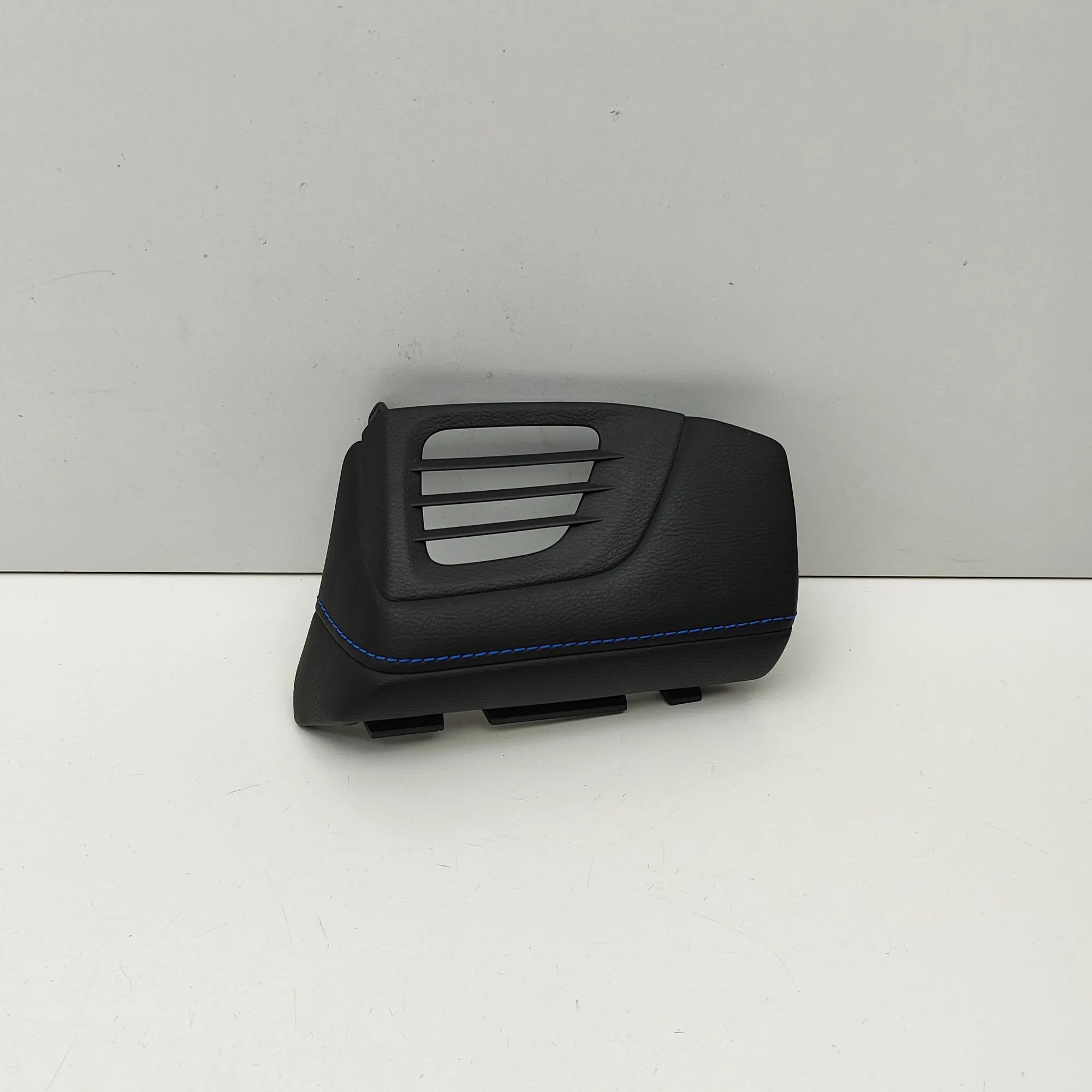 Nissan Leaf Dashboard Trim Dashboard trim — NISSAN LEAF (ZE1) (2017-...) —...