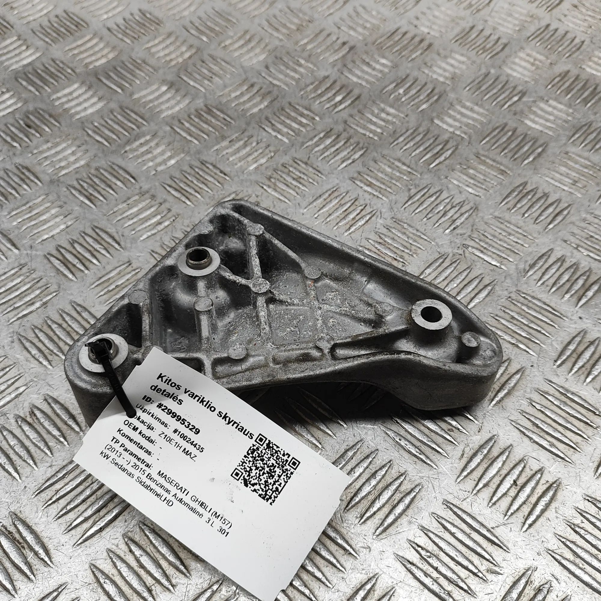 Maserati Ghibli Left Side Engine Bracket Left Side Engine Bracket — MASERATI GHIBLI (M15...