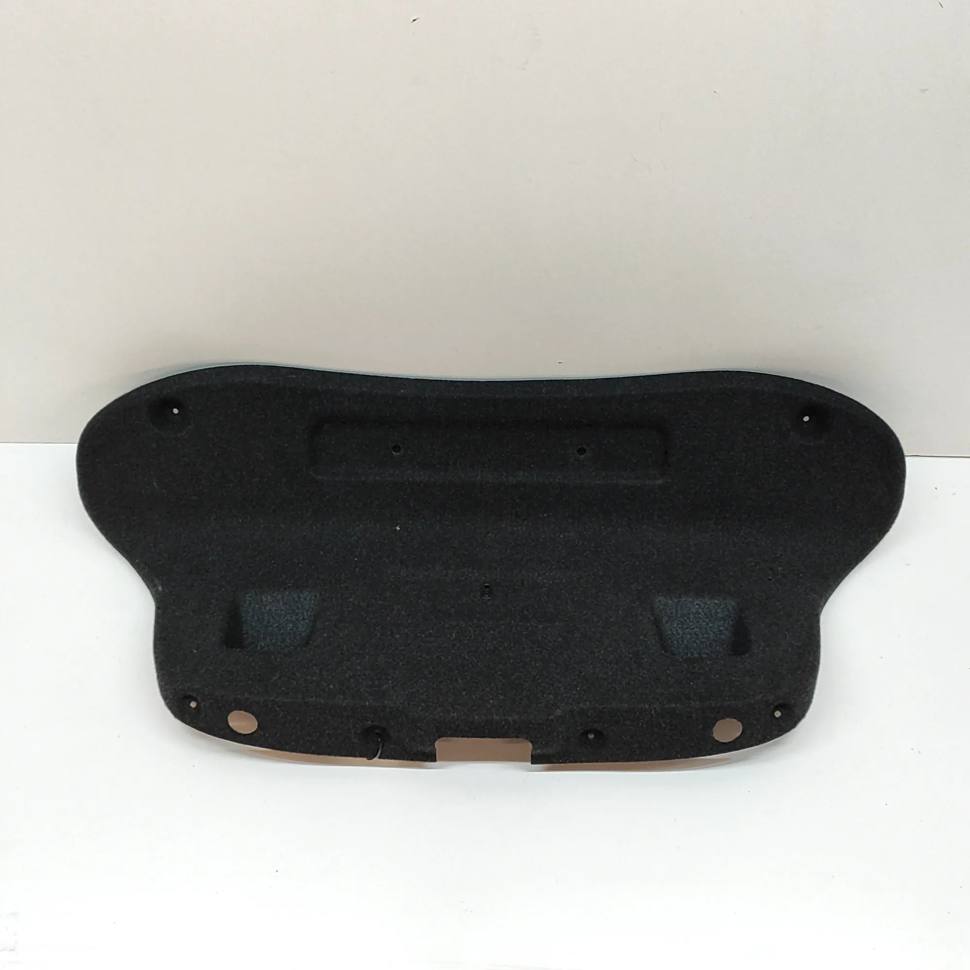 BMW 2 (F22 / F23) Tailgate Bootlid Cover Trim Tailgate Bootlid Cover Trim — BMW 2 SERIES COUP...