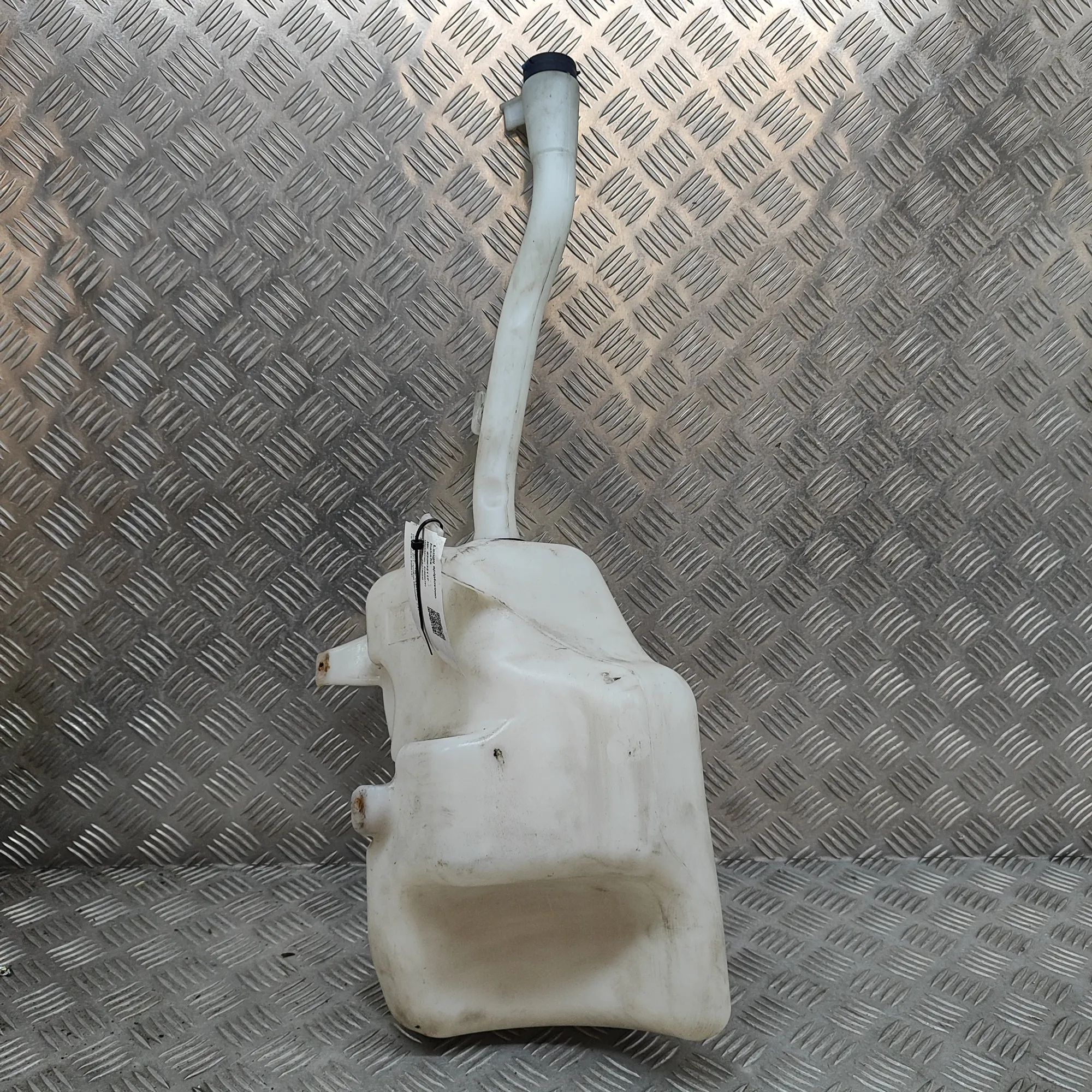 Fiat Doblo (263) Window Washer Tank Window Washer Tank — FIAT DOBLO (MPV 263_) (200...
