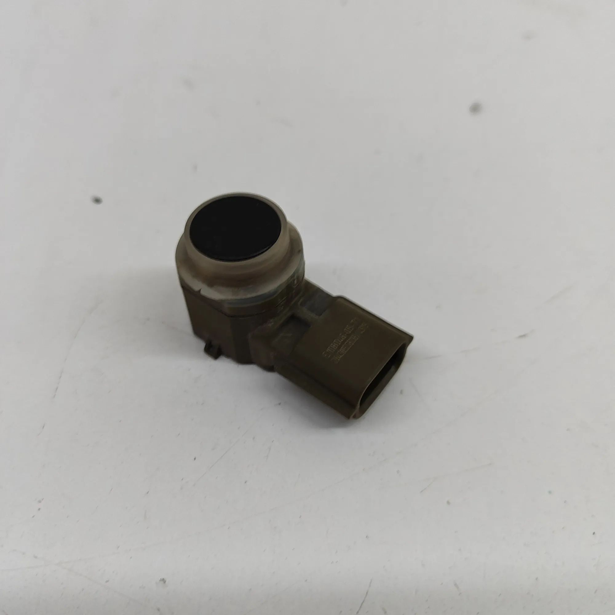 Nissan Leaf Parking sensor — front Parking sensor — front — NISSAN LEAF (ZE1) (201...