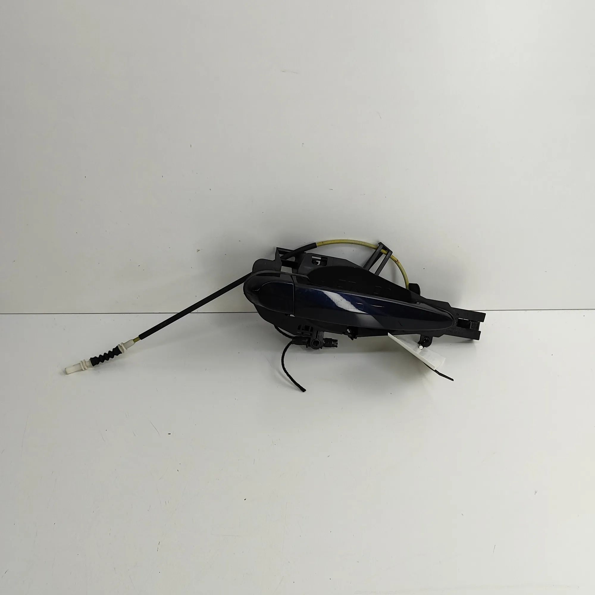 BMW X6 (E71 / E72) Exterior door handle — rear right Exterior door handle — rear right — BMW X6 (E71...