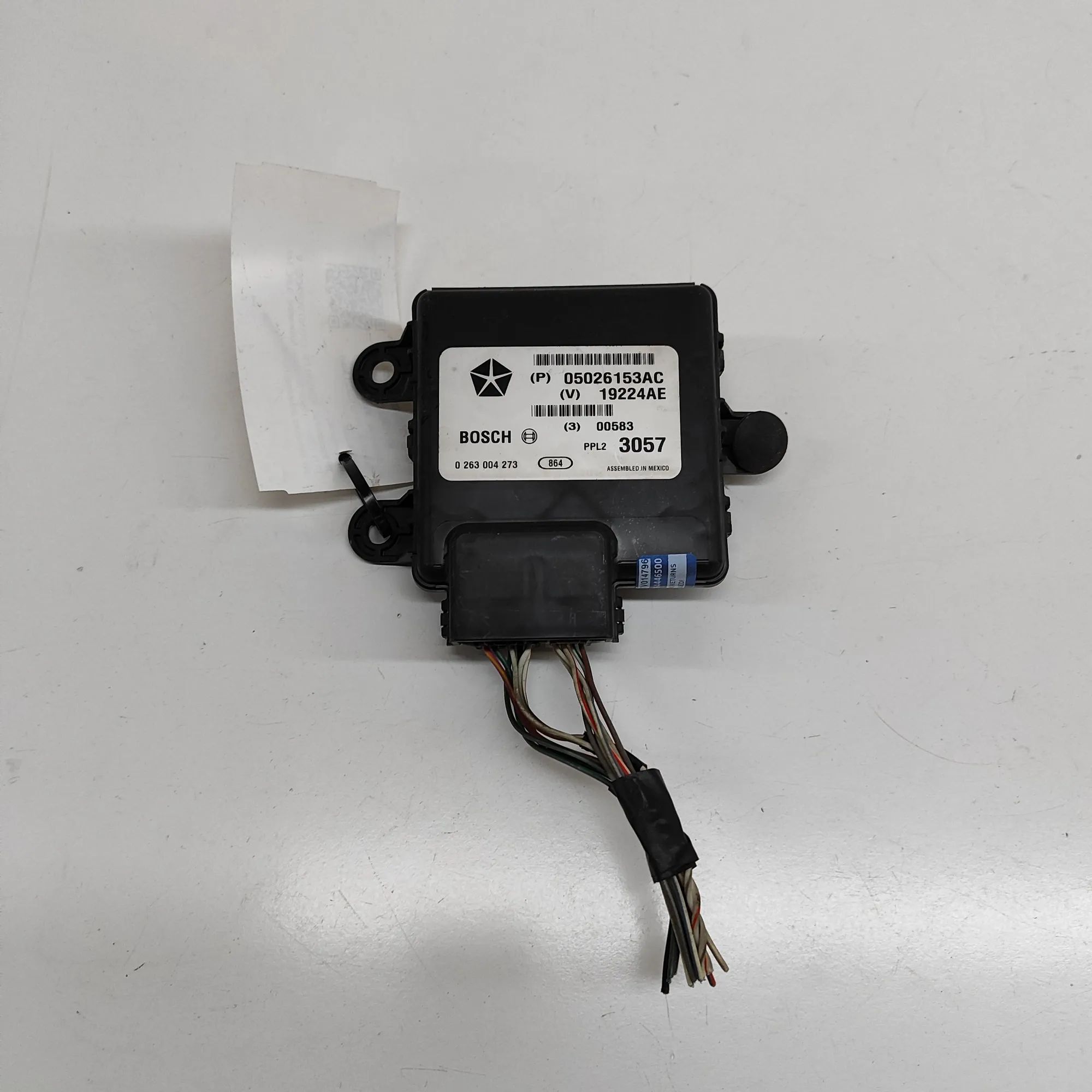 Chrysler Grand Voyager / Town & Country PDC Parking Sensor Control Unit PDC Parking Sensor Control Unit — CHRYSLER GRAN...
