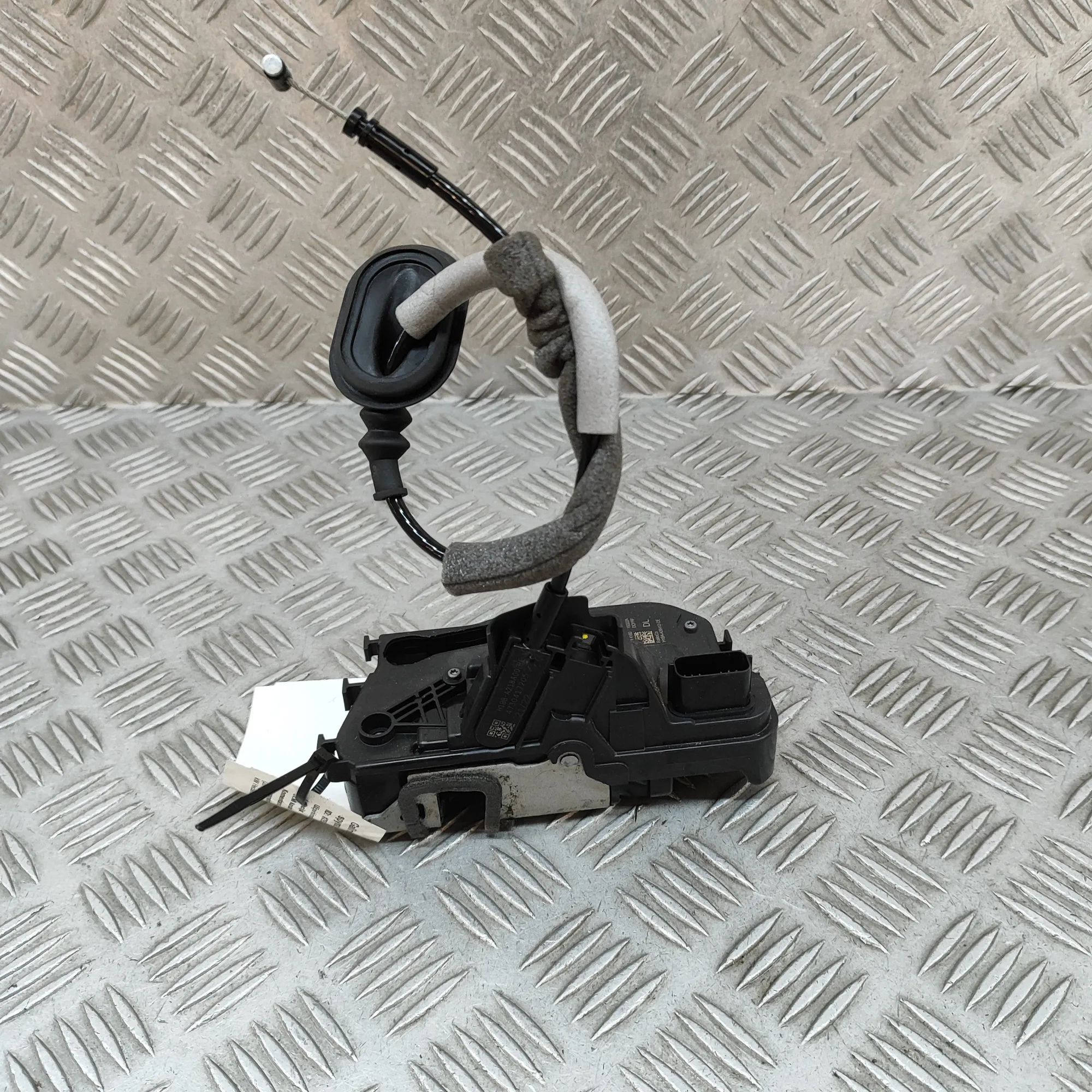 Ford Fiesta Door lock — rear right Door lock — rear right — FORD FIESTA (VII) (201...