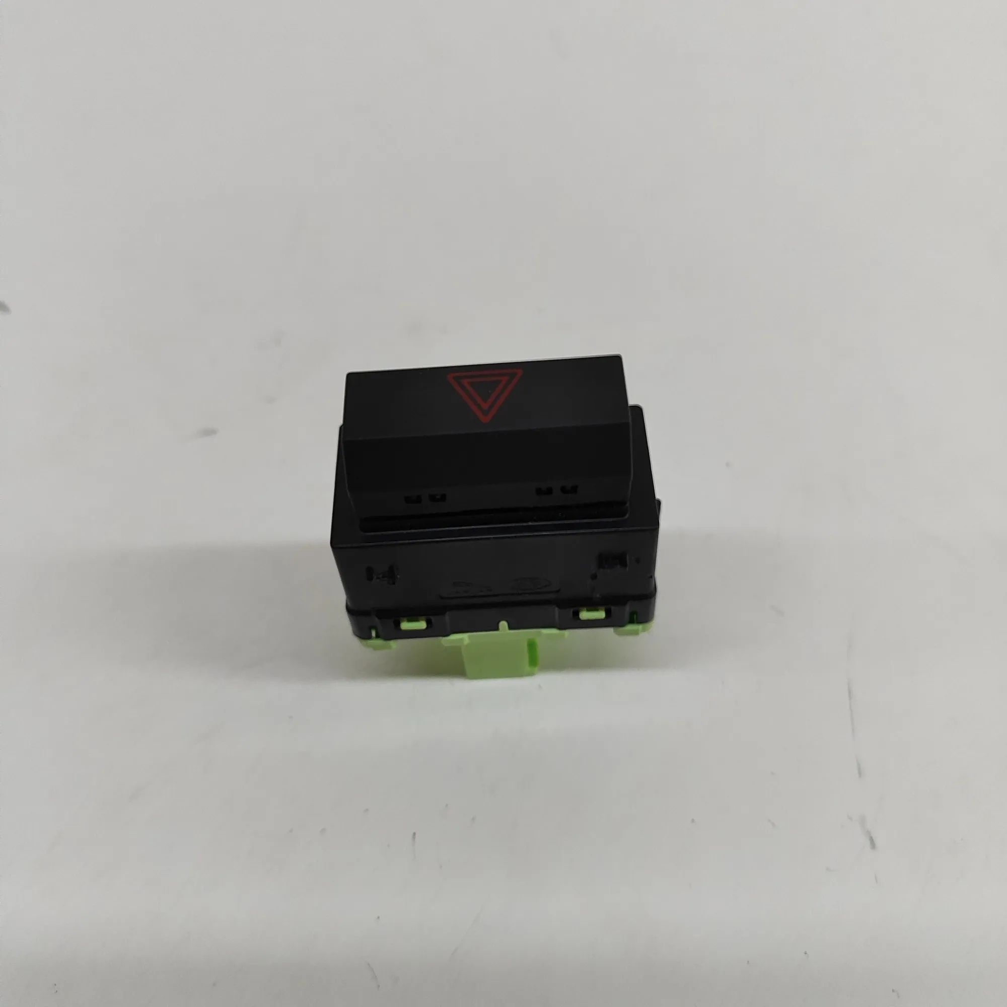 Land Rover Range Rover Sport (L461) Hazard warning switch Hazard warning switch — LAND ROVER RANGE ROVER ...