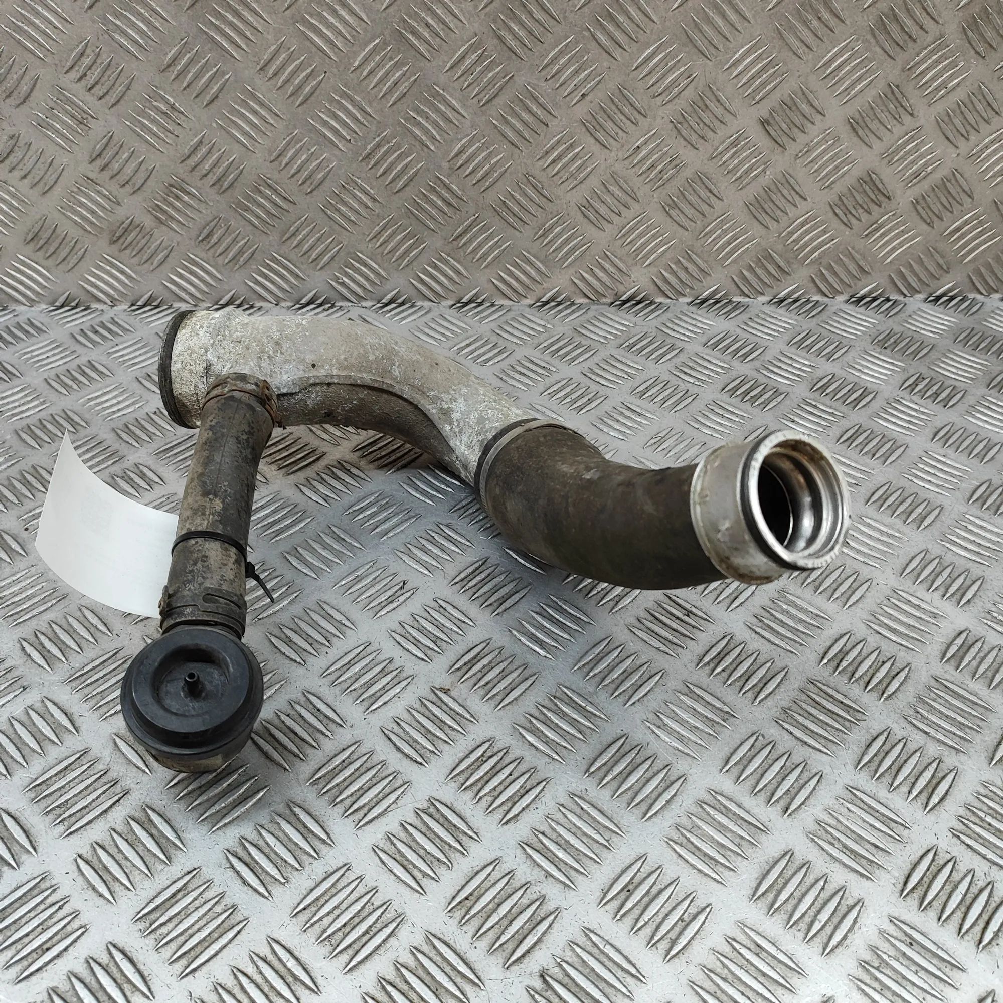 Porsche Cayenne Intercooler Hose Pipe Intercooler Hose Pipe — PORSCHE CAYENNE (9PA) (...