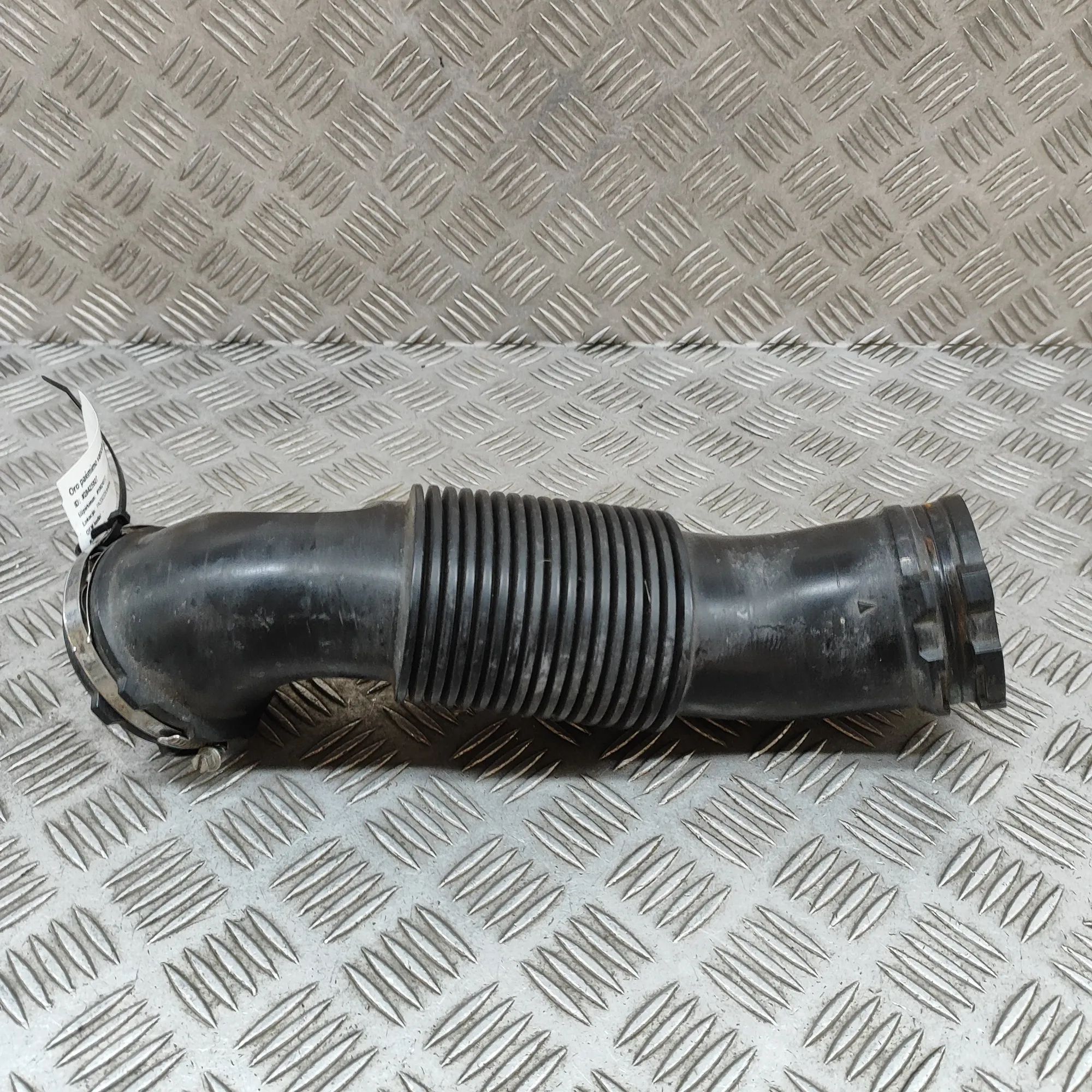 Land Rover Range Rover Sport (L494) Air Intake Tube Air Intake Tube — LAND ROVER RANGE ROVER SPORT ...