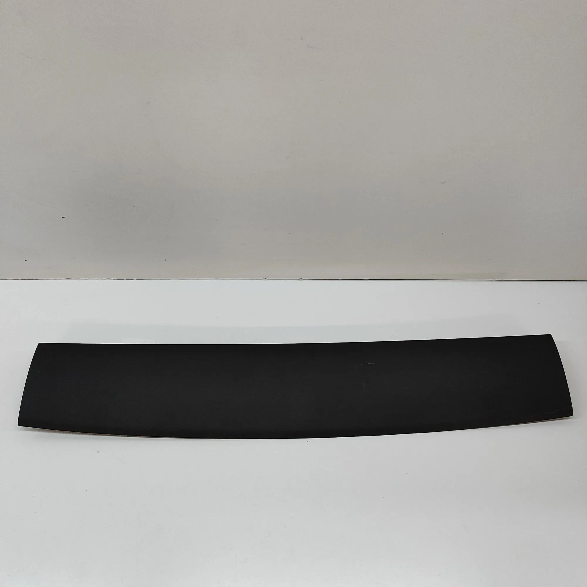 Porsche Cayenne Tailgate Bootlid Cover Trim Tailgate Bootlid Cover Trim — PORSCHE CAYENNE (...