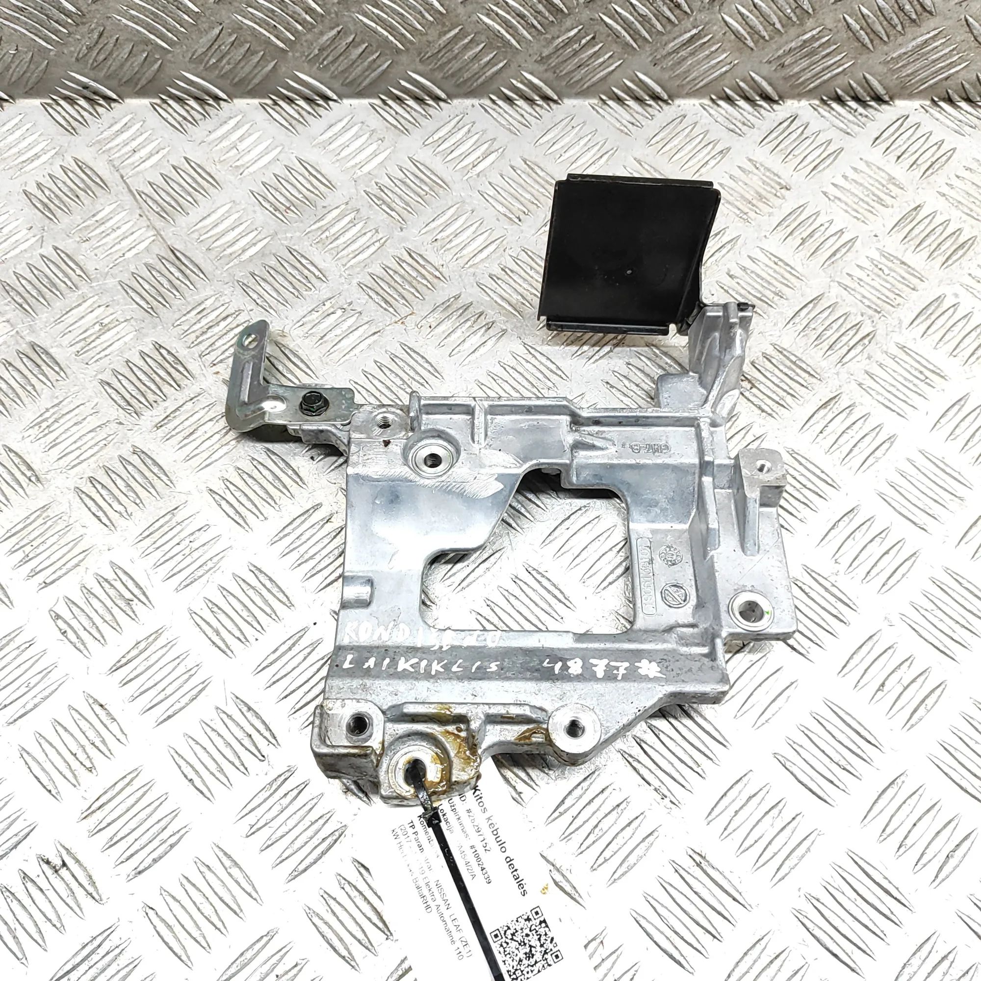 Nissan Leaf Air Conditioner Compressor Bracket Air Conditioner Compressor Bracket — NISSAN LEA...