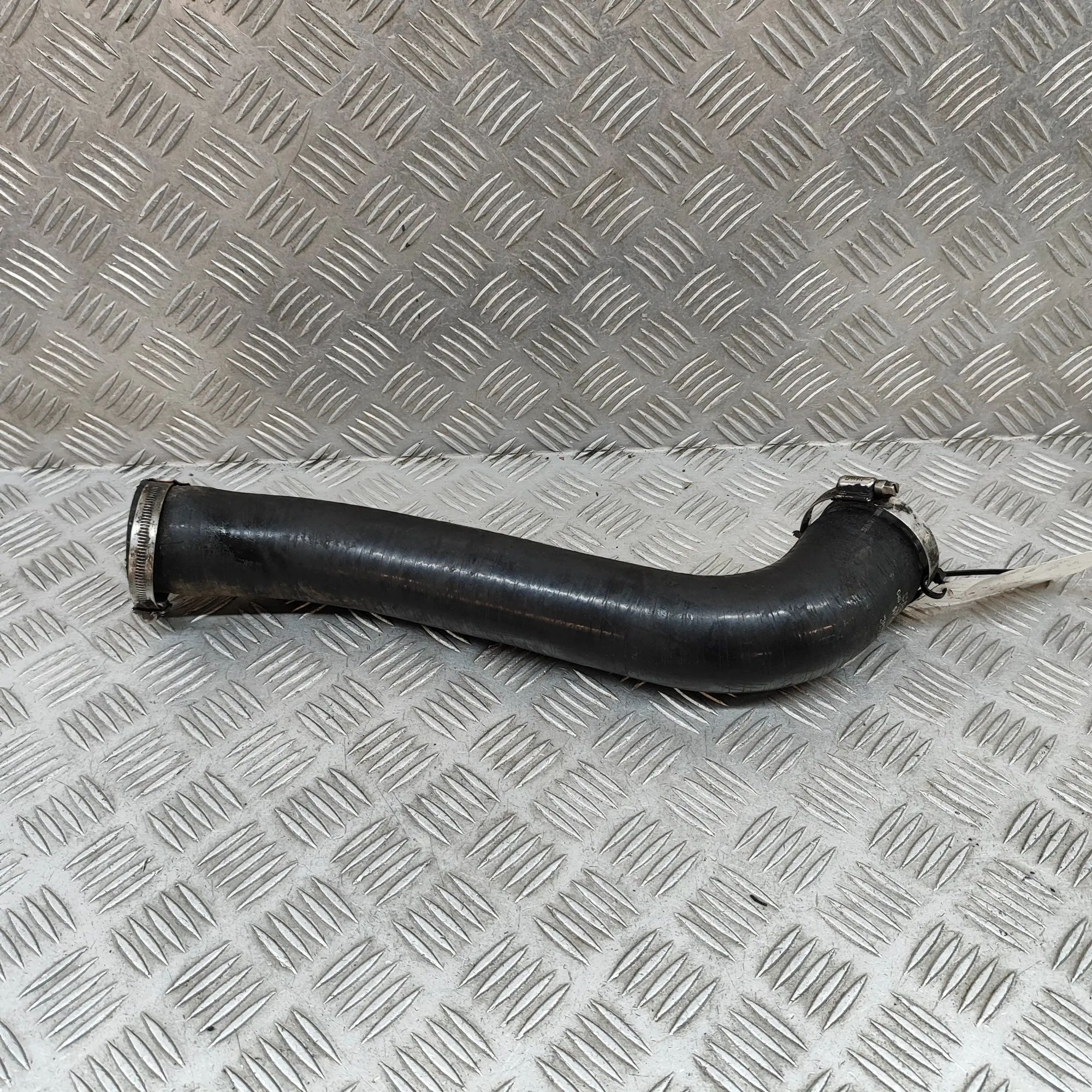 Chrysler Grand Voyager / Town & Country Jahutuslõdviku kolmik Coolant hose — CHRYSLER GRAND (VOYAGER V RT) (2...